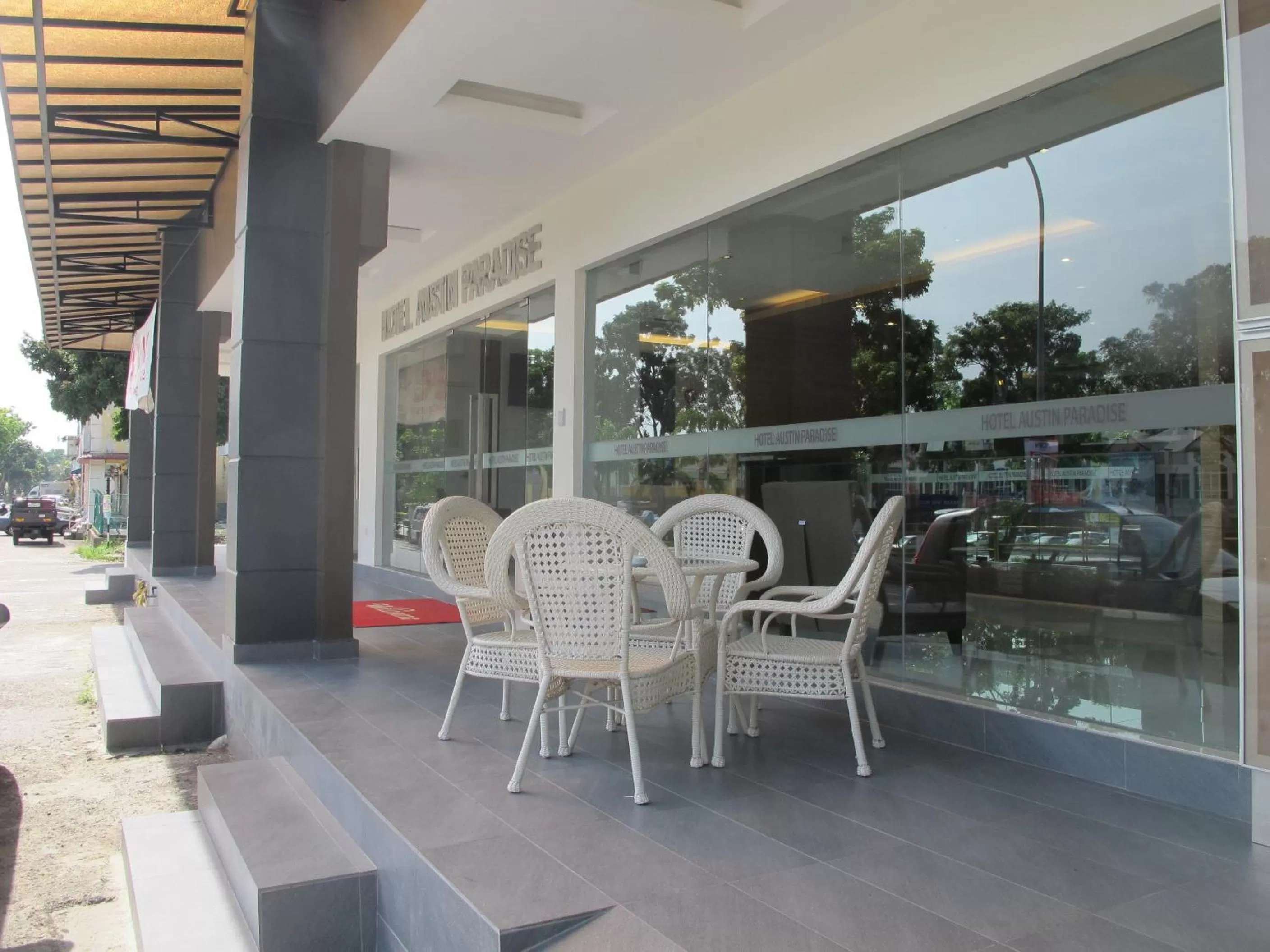 Balcony/Terrace in Hotel Austin Paradise - Taman Pulai Utama