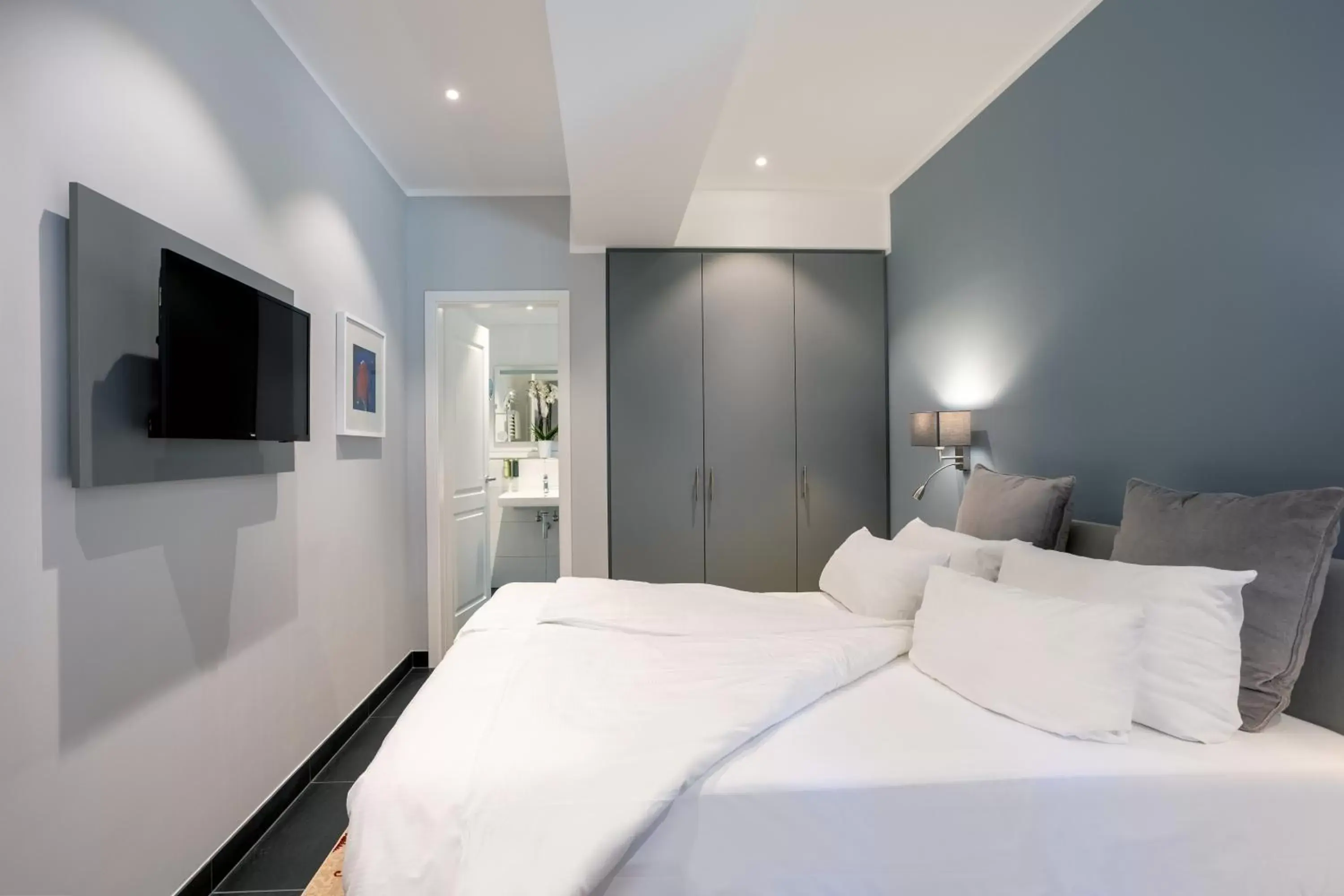 Bedroom, Bed in Batschari Palais Baden-Baden Bedroom, Bed in Batschari Palais Baden-Baden