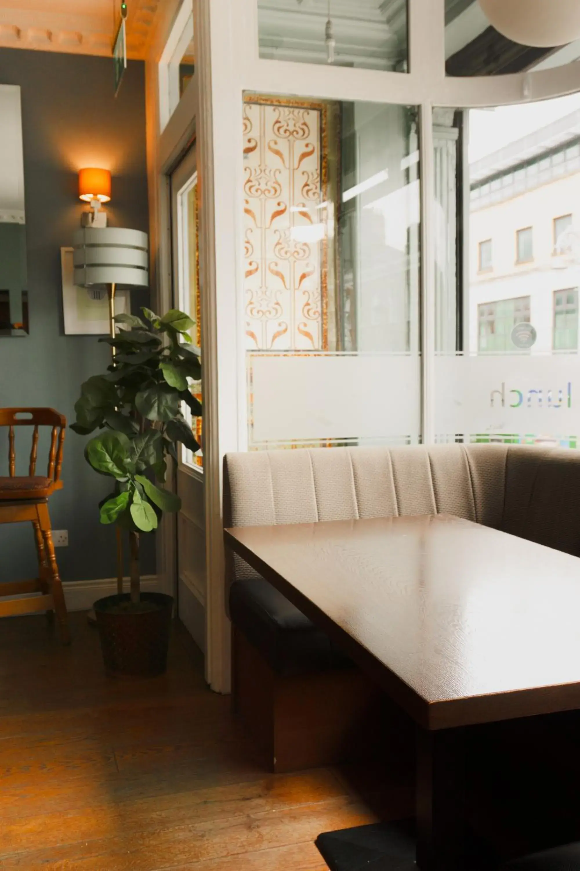 Property building, Seating Area in Phoenix Park Hotel