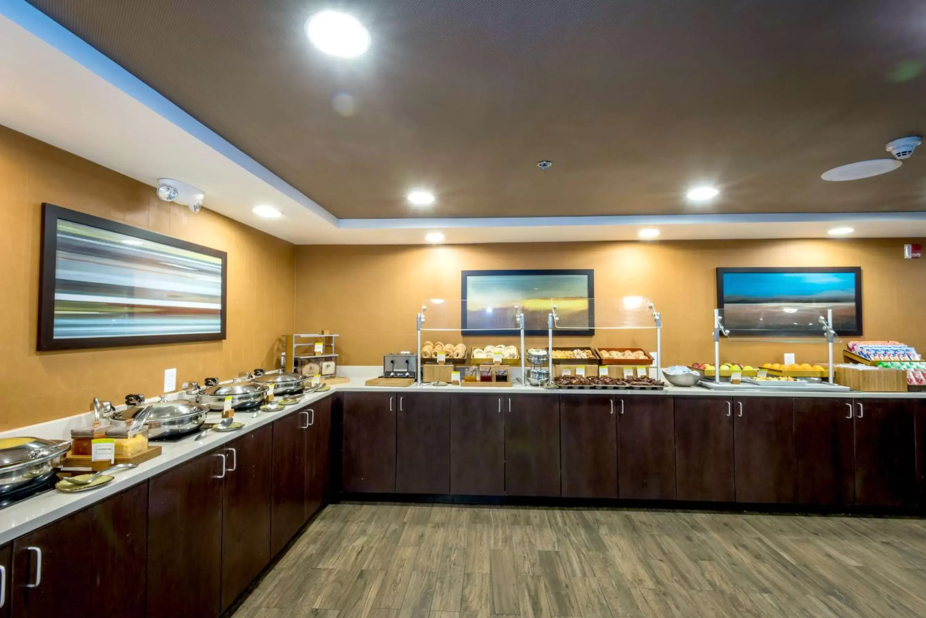 Dining area, Restaurant/Places to Eat in DoubleTree by Hilton Montgomery Downtown