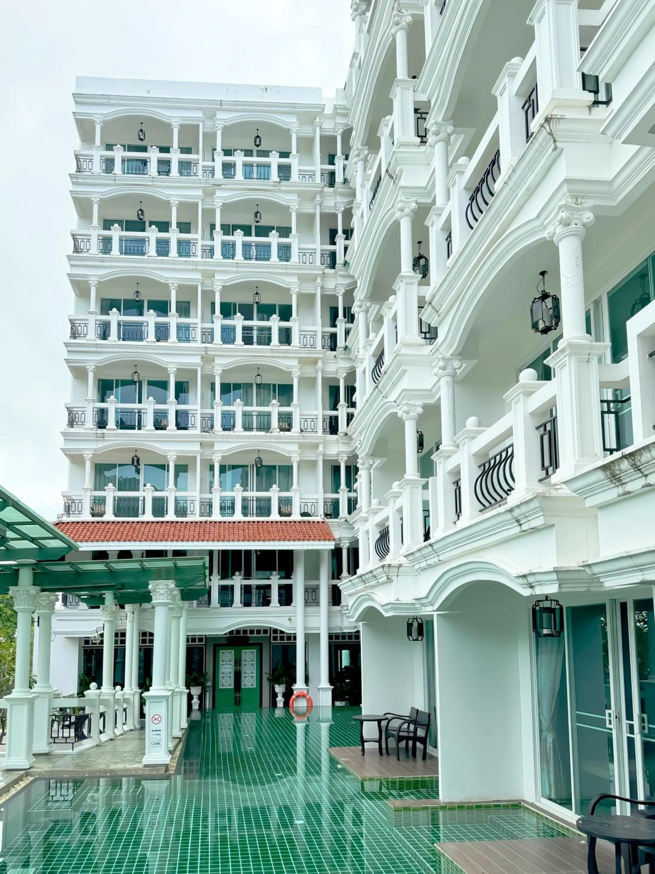 Property building in Grand Supicha City Hotel