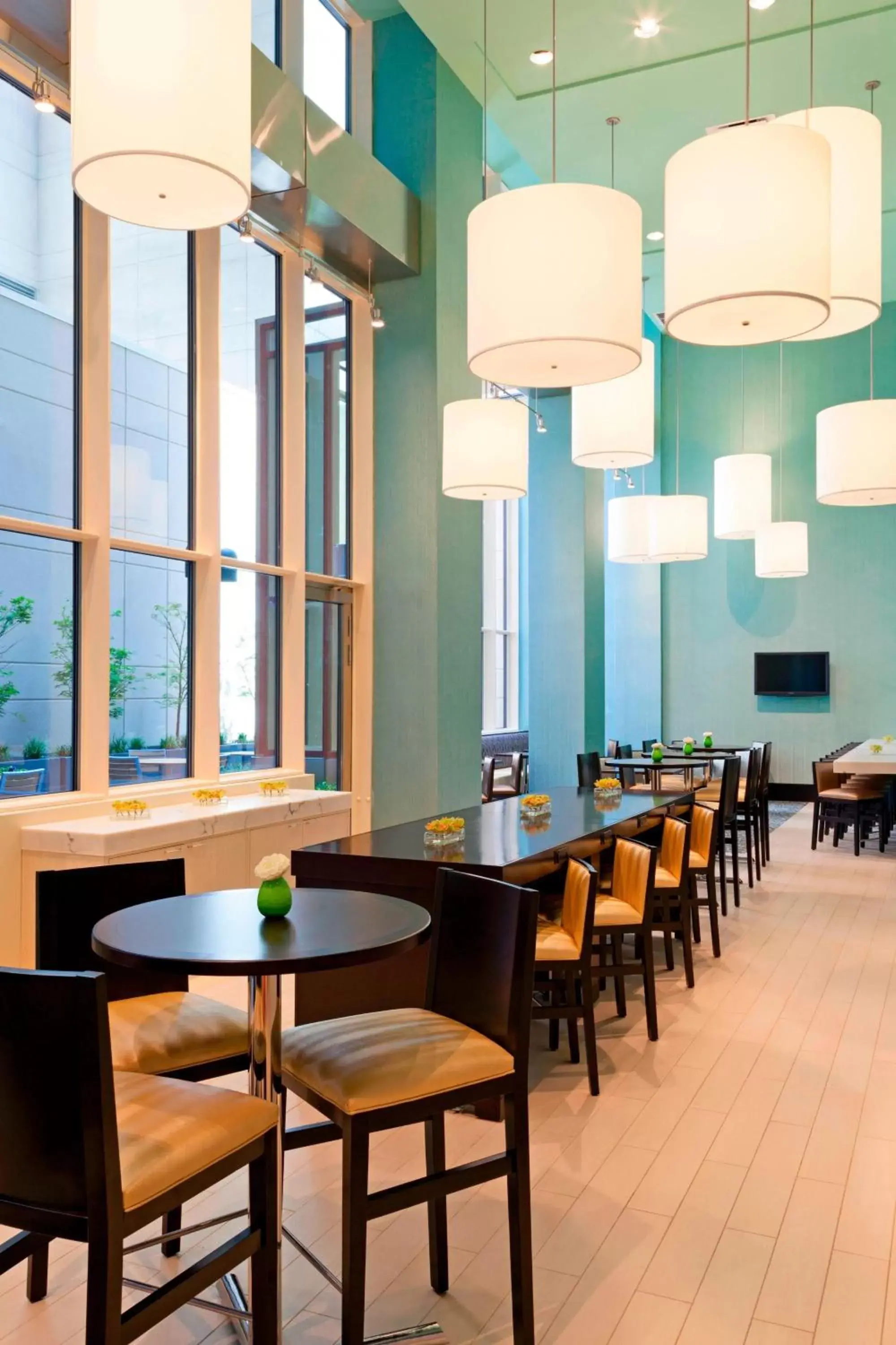 Breakfast, Restaurant/Places to Eat in Fairfield Inn & Suites by Marriott New York Midtown Manhattan/Penn Station