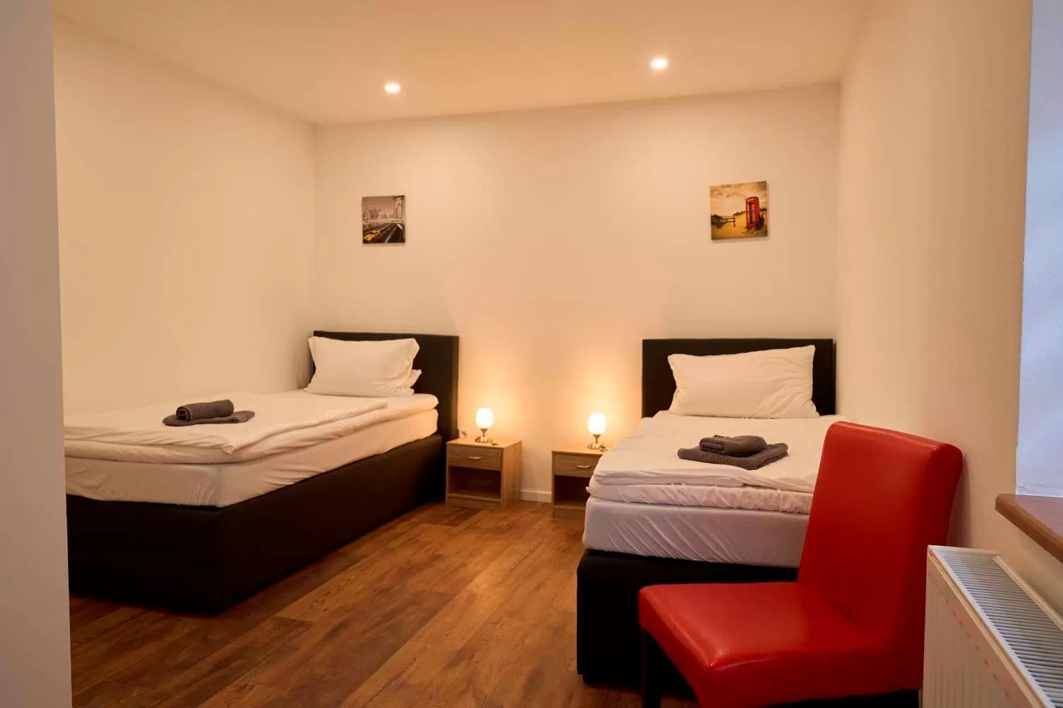 Bedroom, Bed in Hotel zur Post Ochsendorf