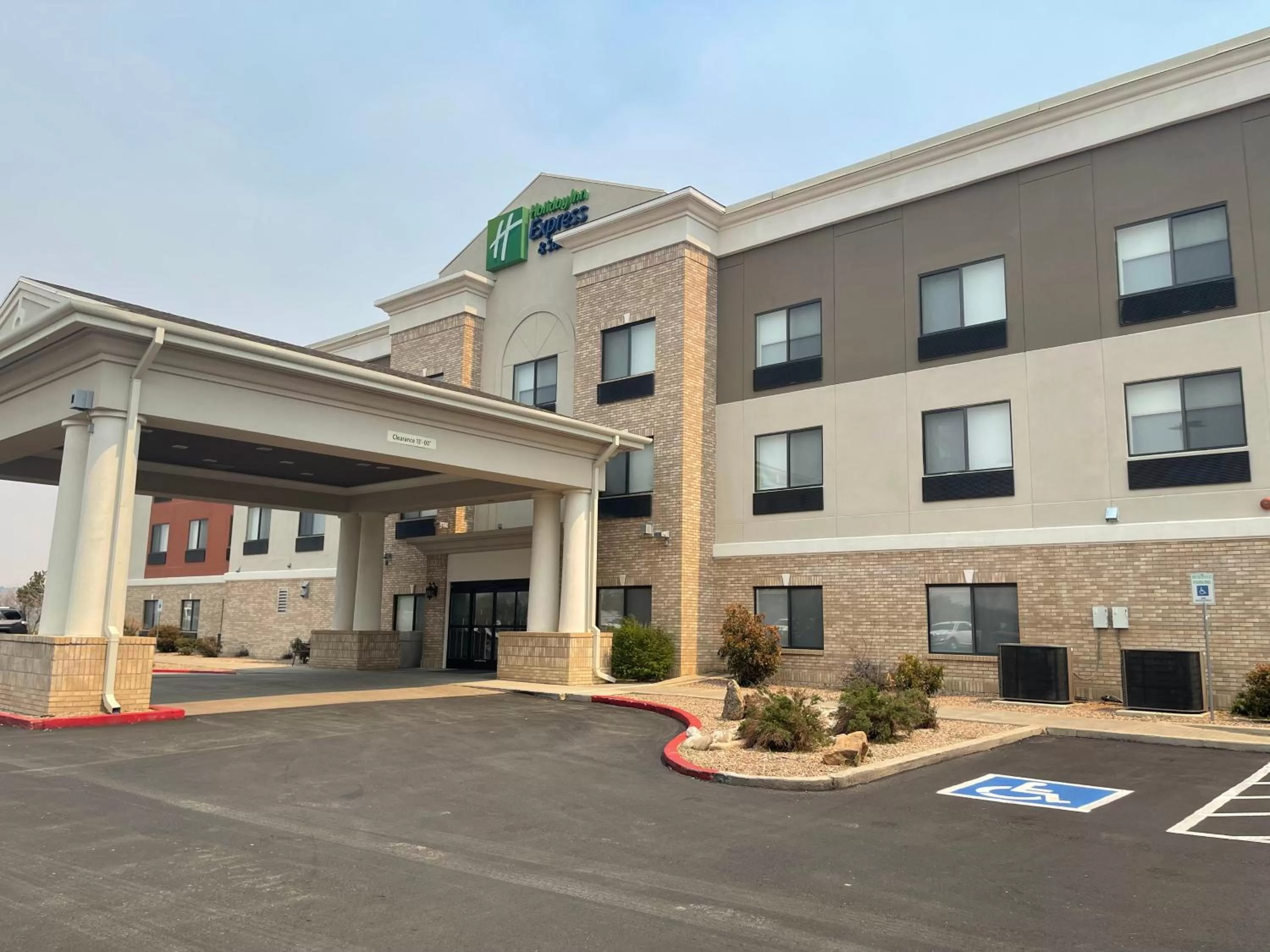 Holiday Inn Express Hotel & Suites Las Vegas NM by IHG