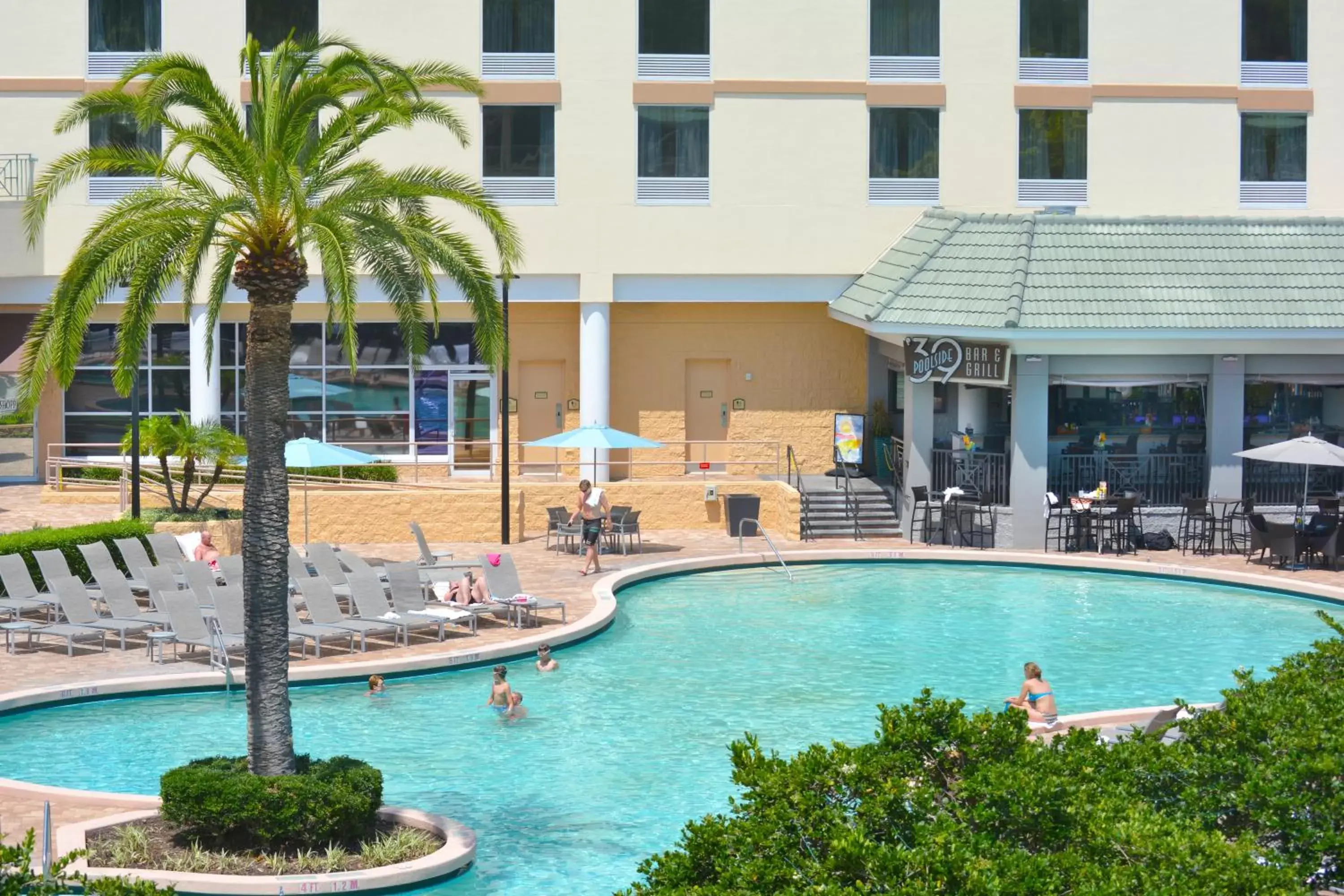 Property building, Swimming Pool in Rosen Plaza Hotel Orlando Convention Center