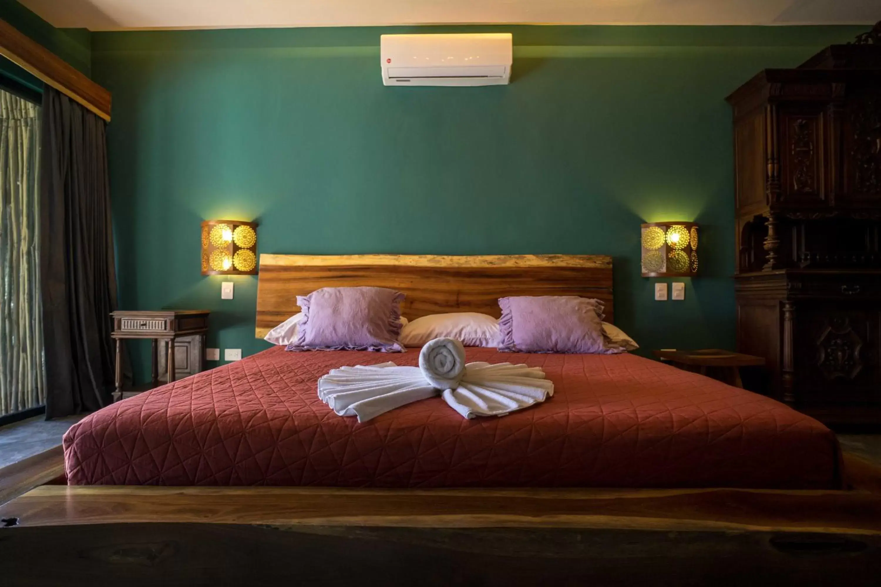 Photo of the whole room, Bed in Cielito Hotel Boutique