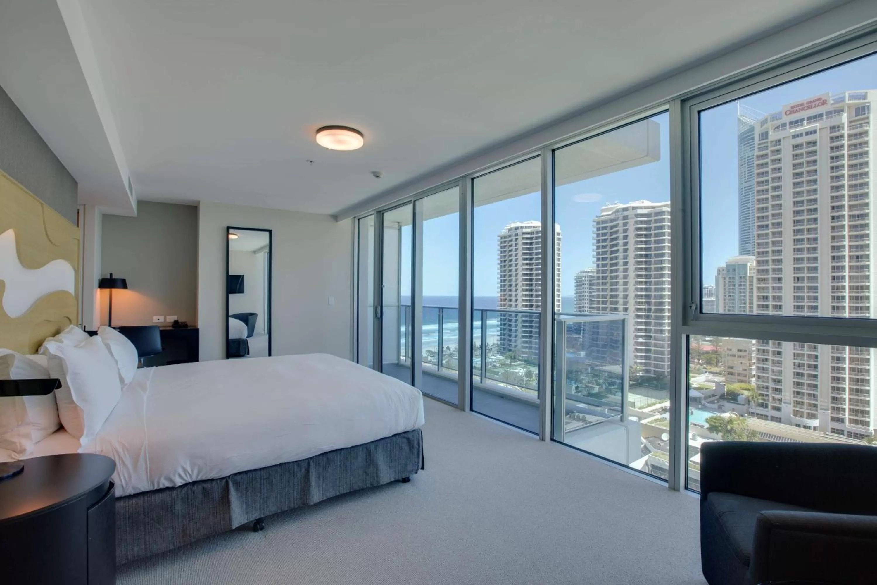 Bed in Hilton Surfers Paradise Hotel & Residences