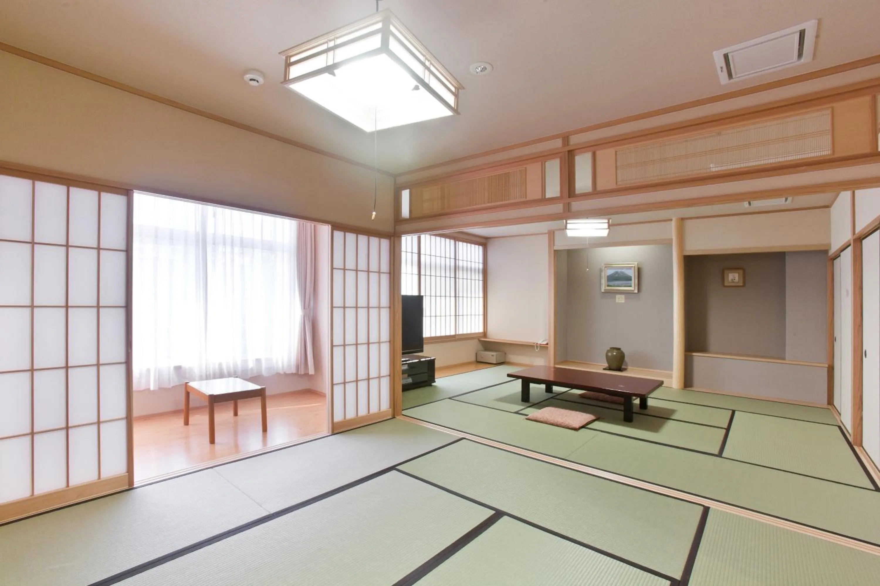 Onsen Hotel Nakahara Bessou Nonsmoking, Earthquake retrofit