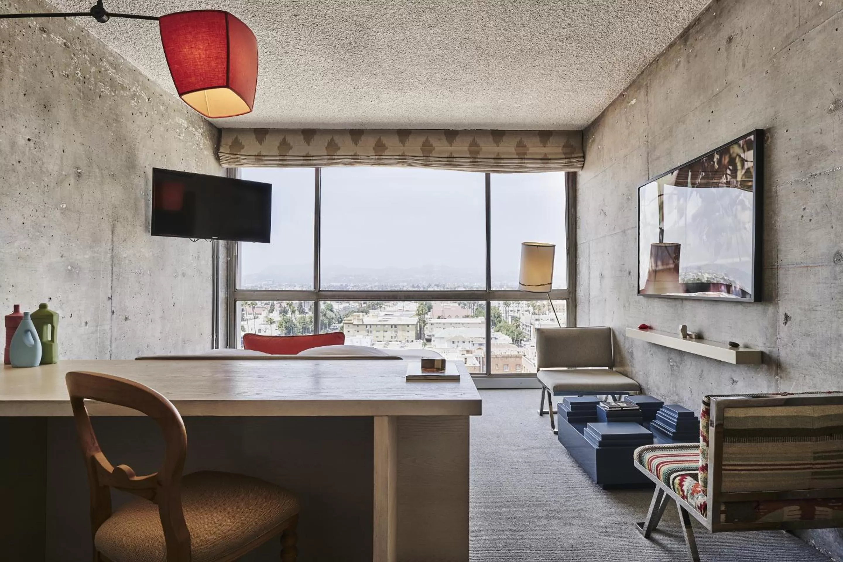 Mountain view in The LINE Hotel LA