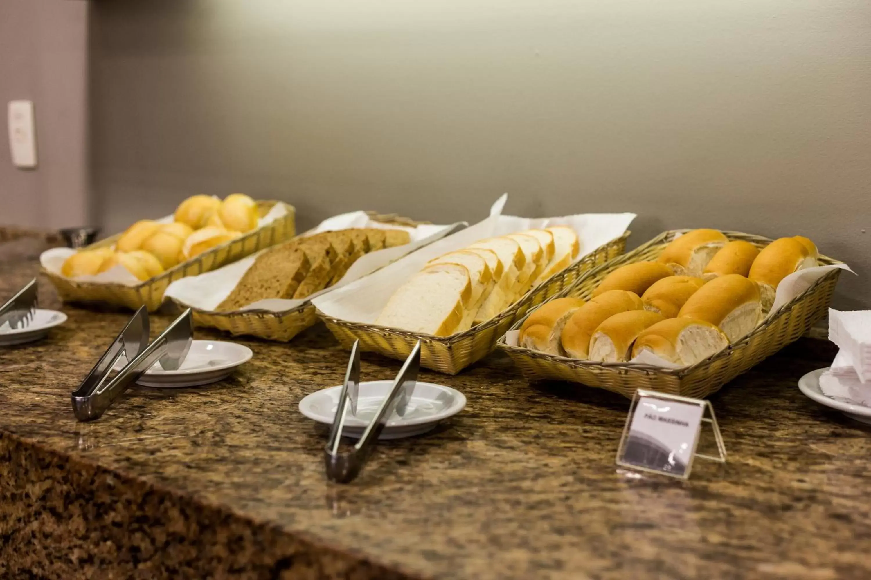 Continental breakfast, Breakfast in Master Express Cidade Baixa - Próximo à UFRGS e à Santa Casa