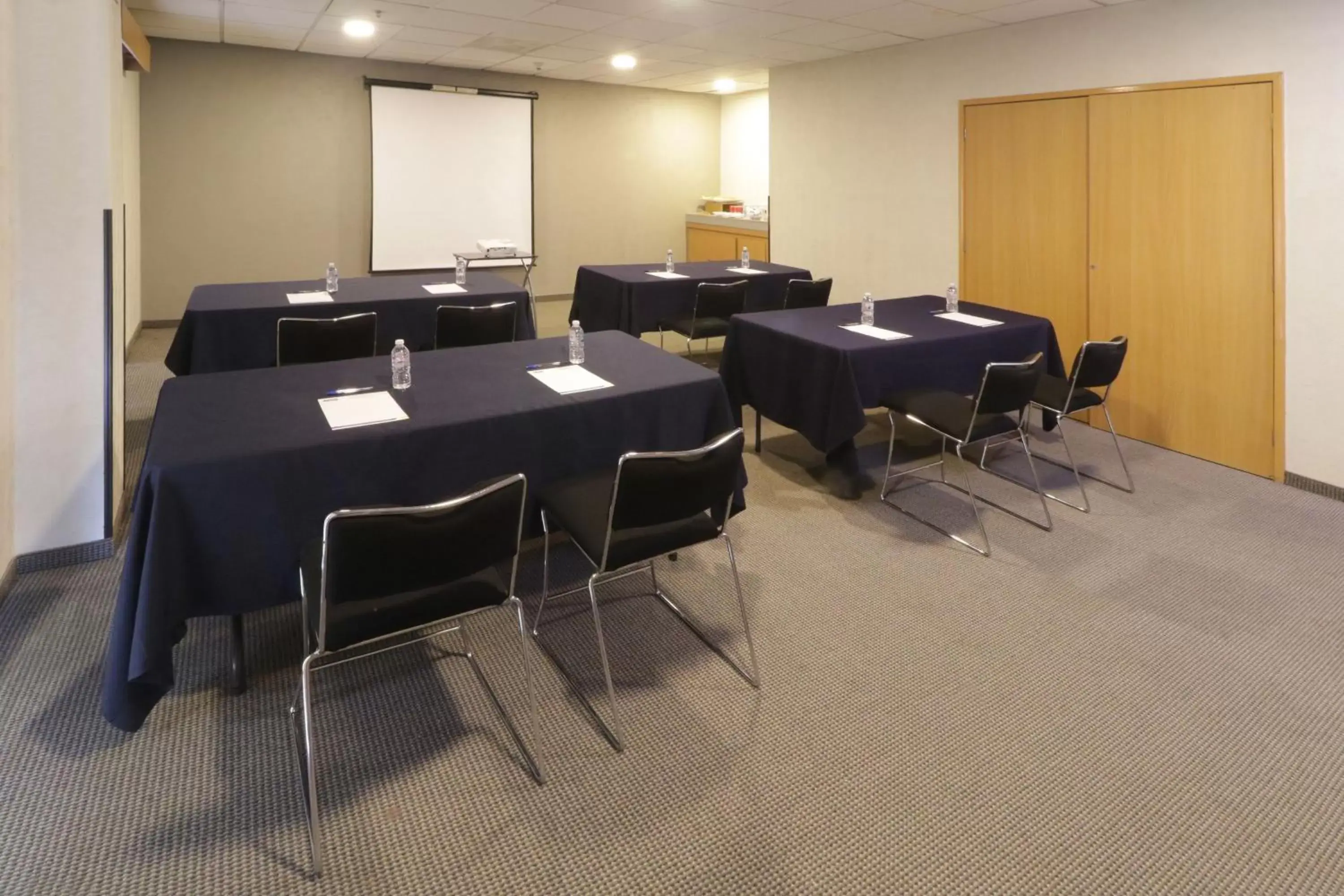 Meeting/conference room in City Express by Marriott Nuevo Laredo