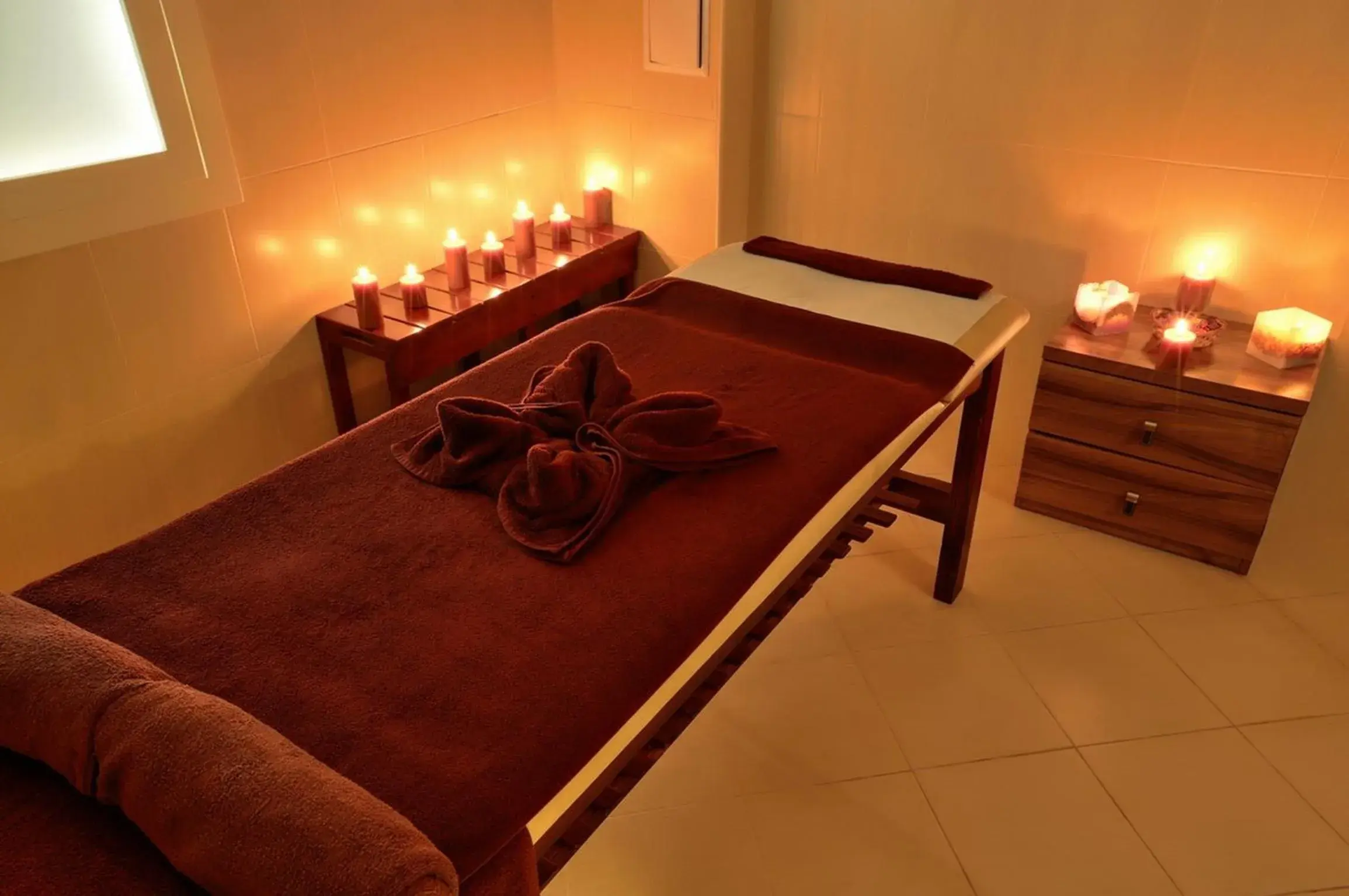 Massage, Bed in Apart Hotel Golden Line