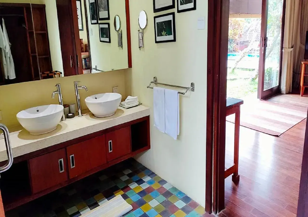 Bathroom in Villa Nirvana