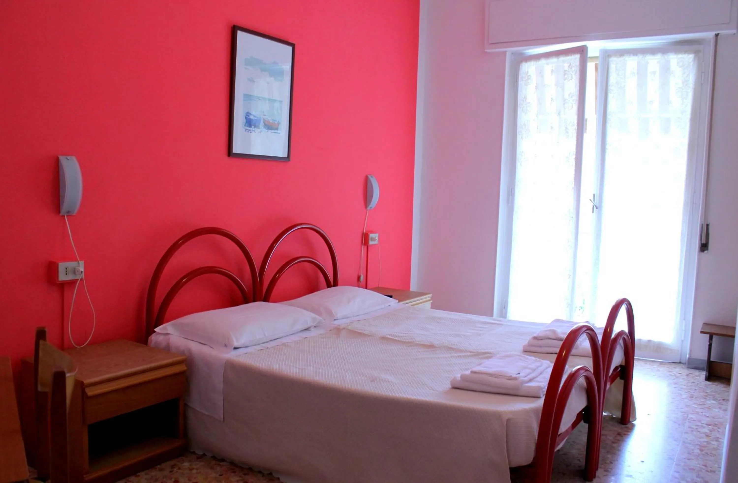 Day, Bed in Albergo Nella