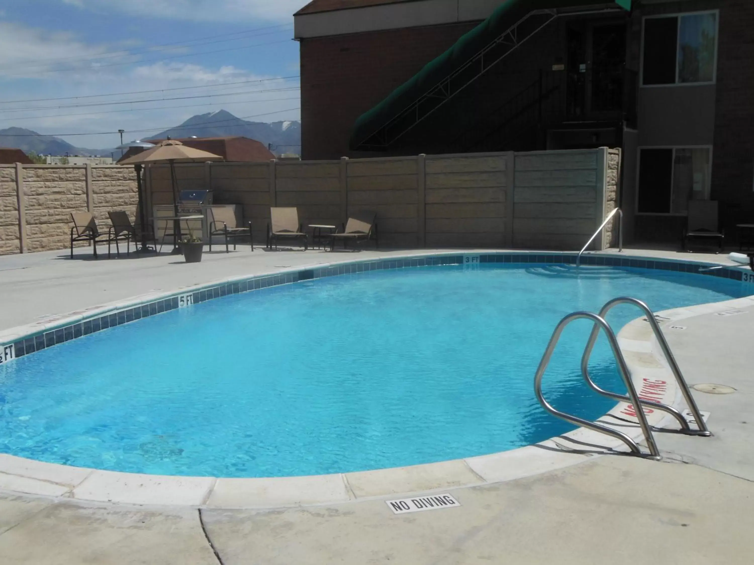 Swimming Pool in Park Inn by Radisson Salt Lake City -Midvale