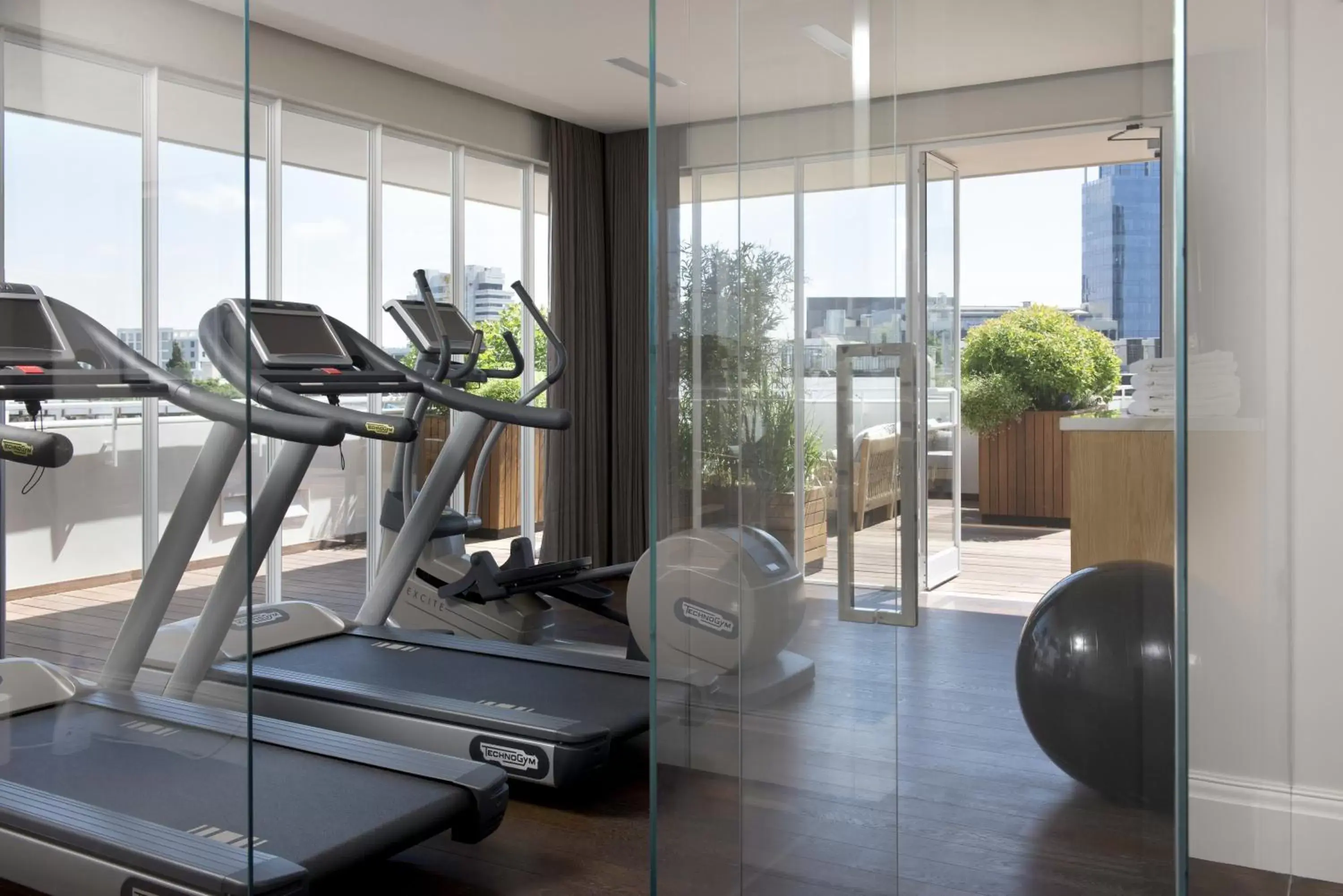 Day, Fitness Center/Facilities in The Norman Tel Aviv