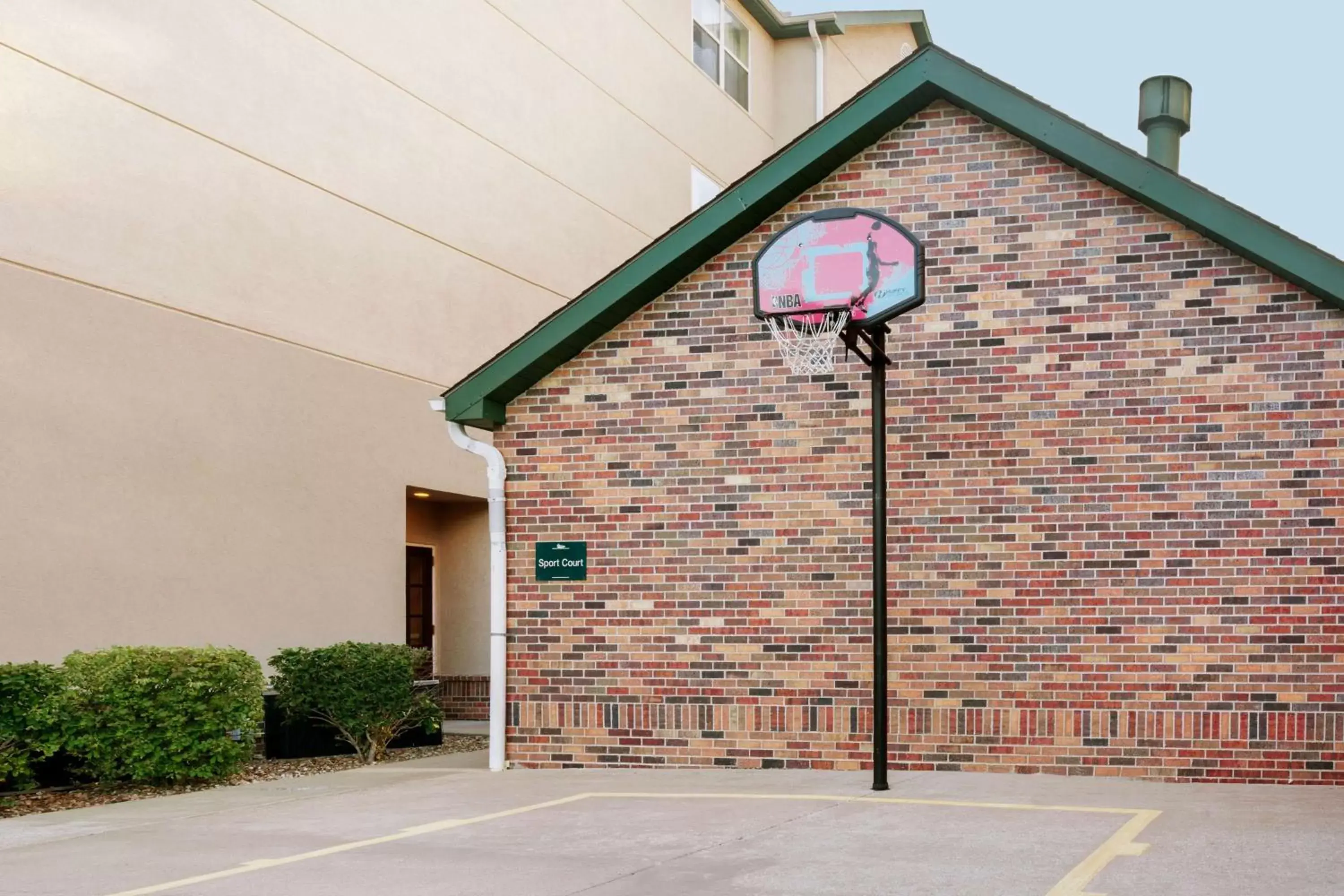 Sports, Property Building in Homewood Suites by Hilton Kansas City/Overland Park