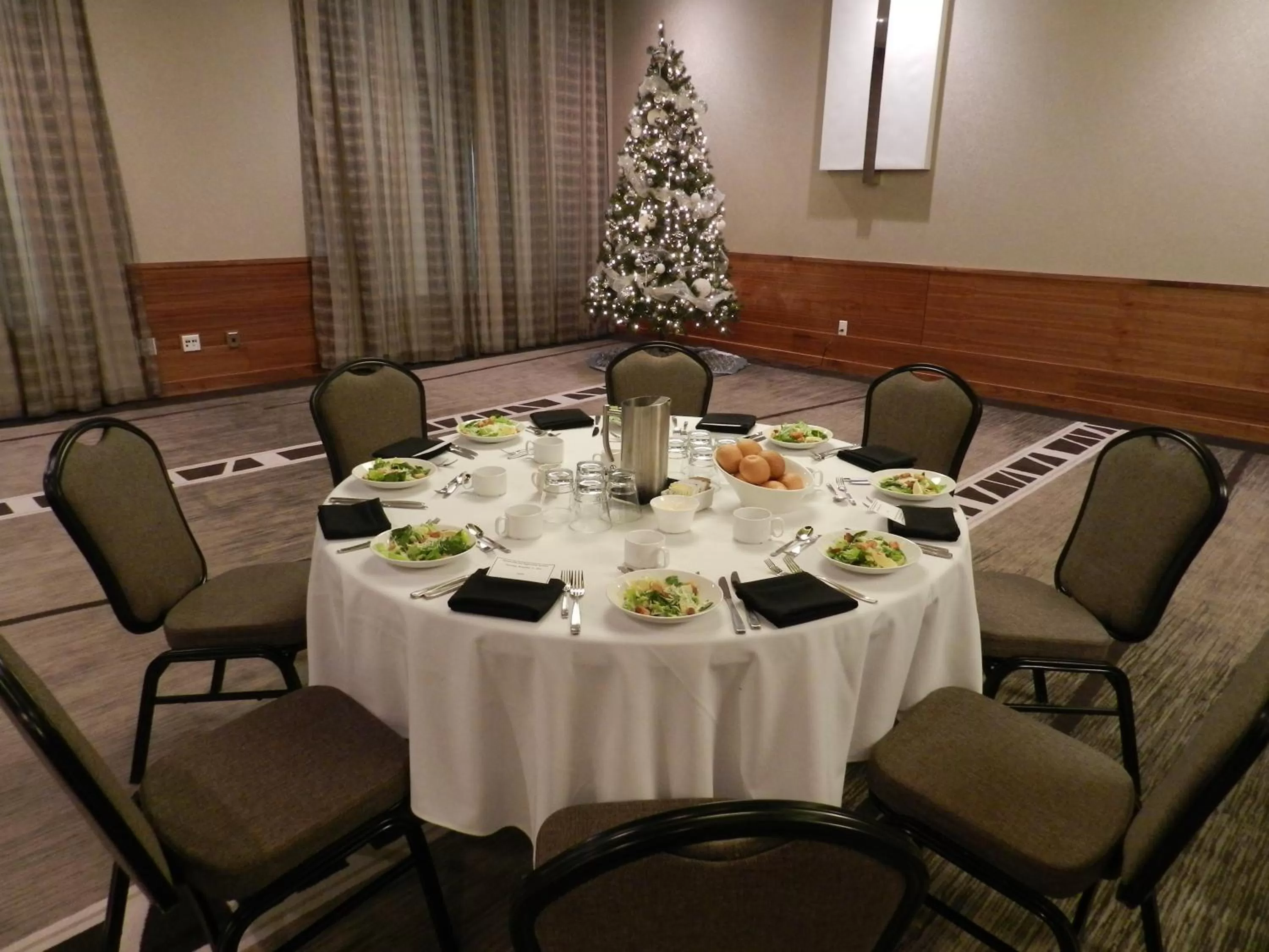 Banquet/Function facilities in Radisson Hotel & Conference Centre Calgary Airport