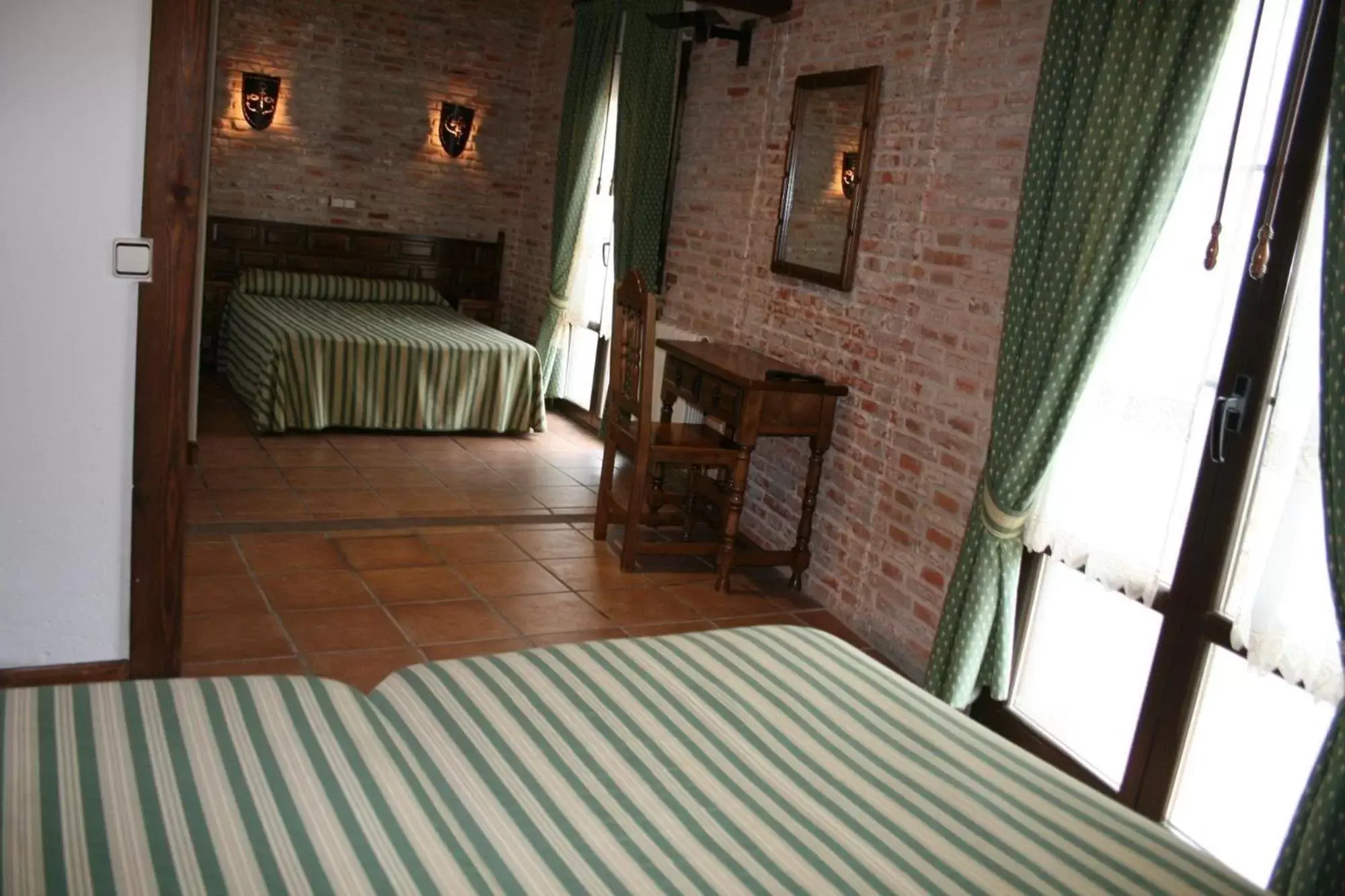 Bed in Hotel Rural La Enoteca del Marques
