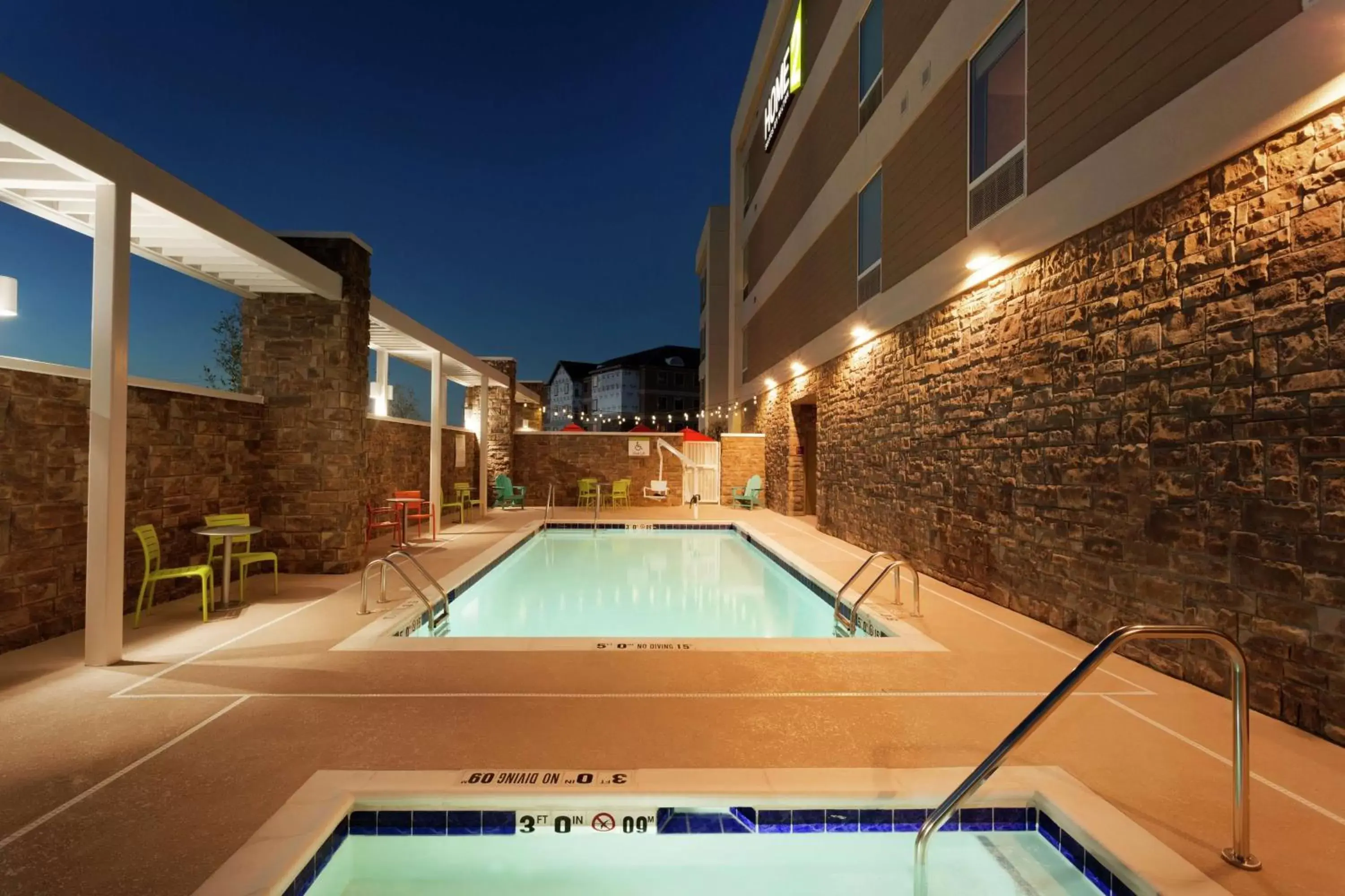 Property building, Swimming Pool in Home2 Suites by Hilton Midland