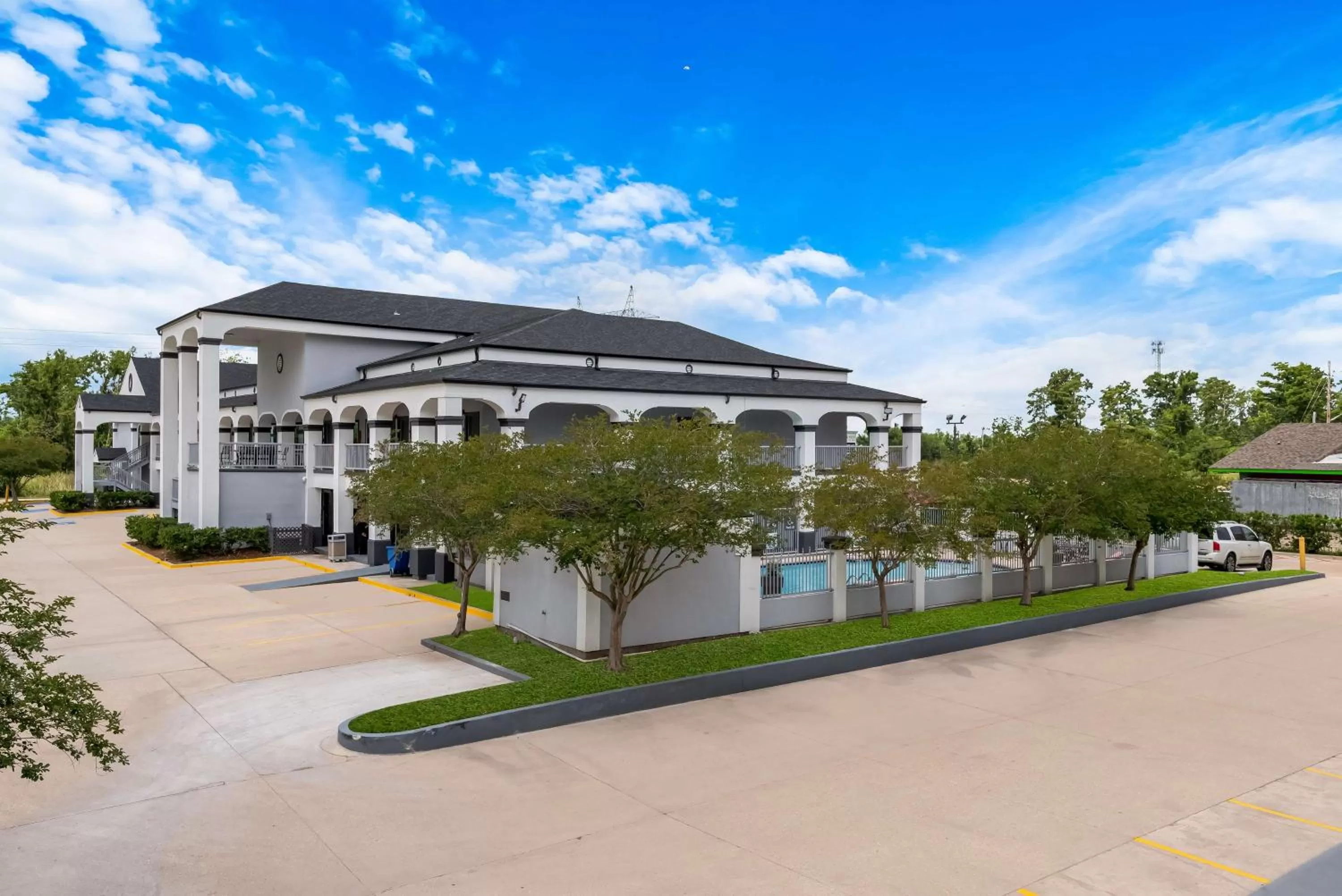 Property building in Best Western La Place Inn