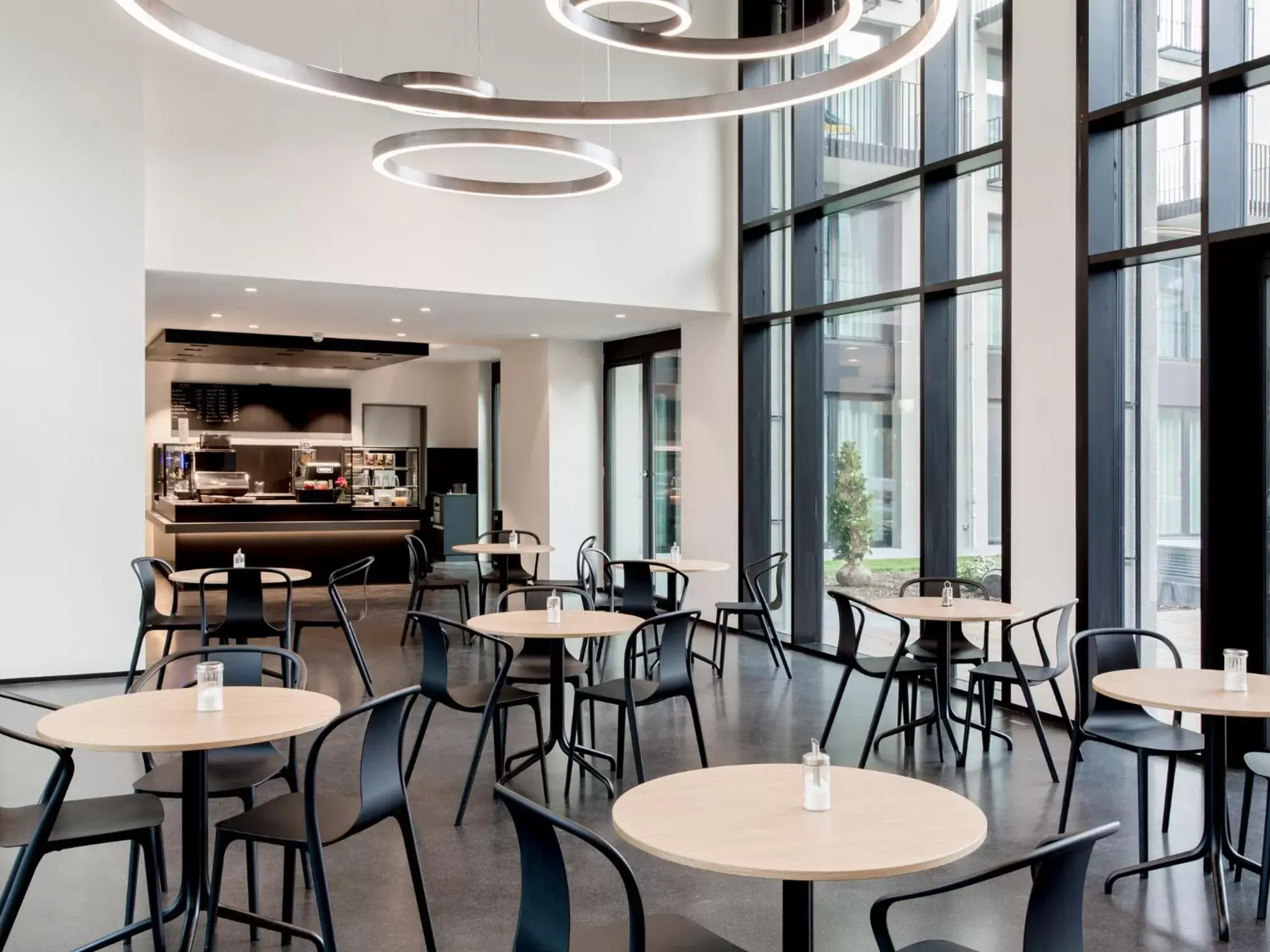 Restaurant/places to eat in THE FLAG München M. Restaurant/places to eat in THE FLAG München M.