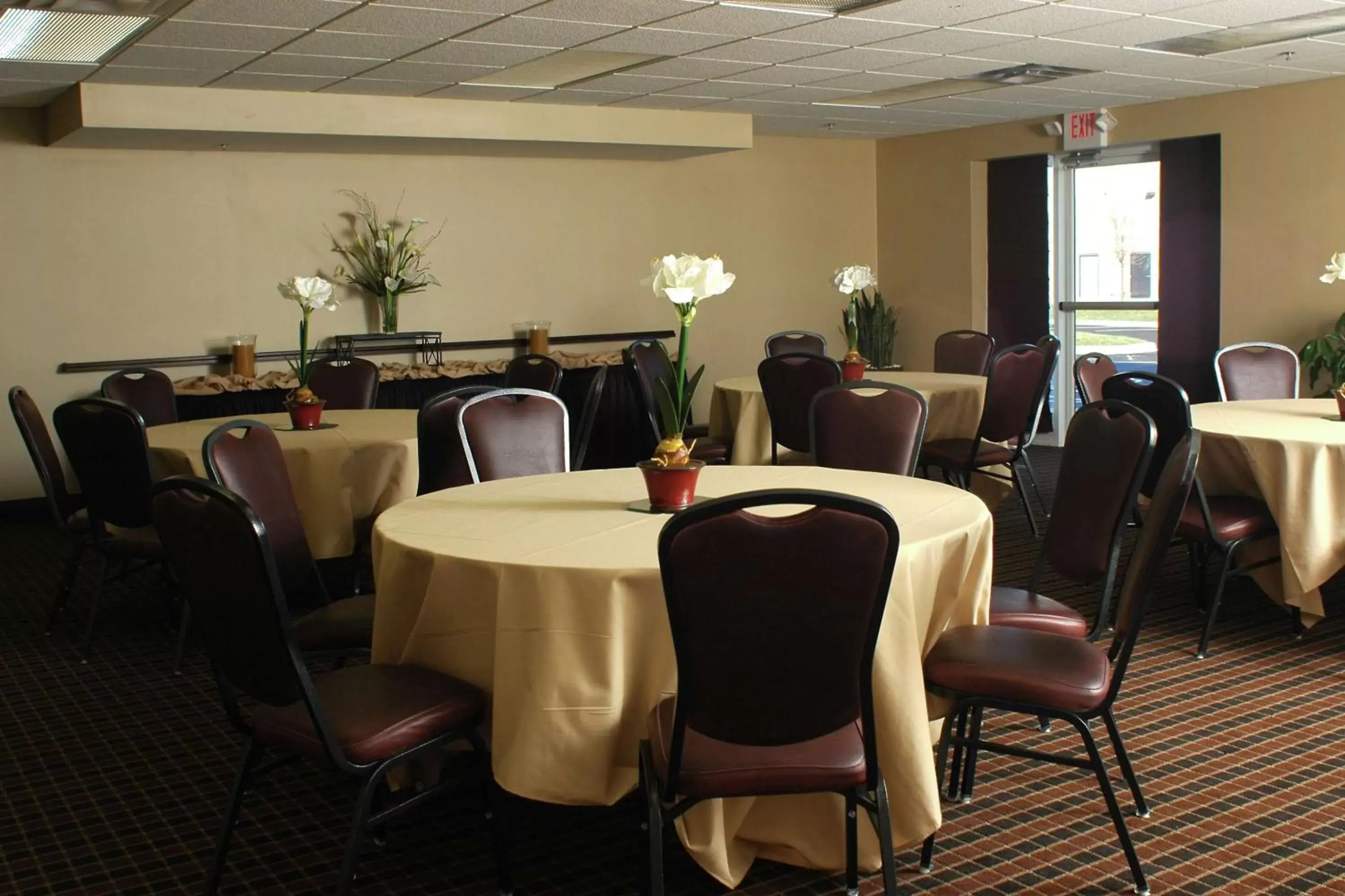 Meeting/conference room, Restaurant/Places to Eat in Homewood Suites by Hilton Louisville-East