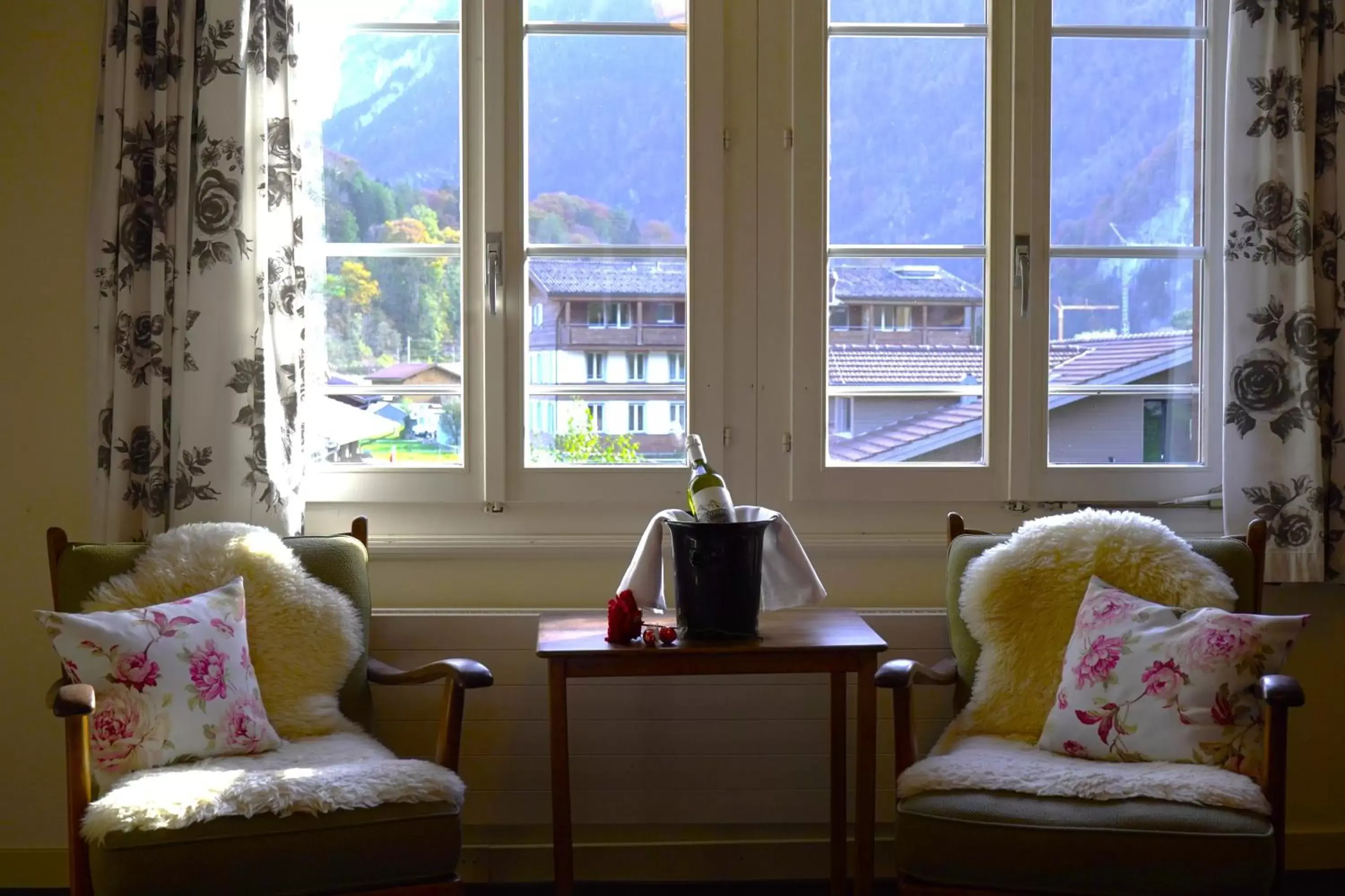 Seating Area in Alpenrose Hotel and Gardens