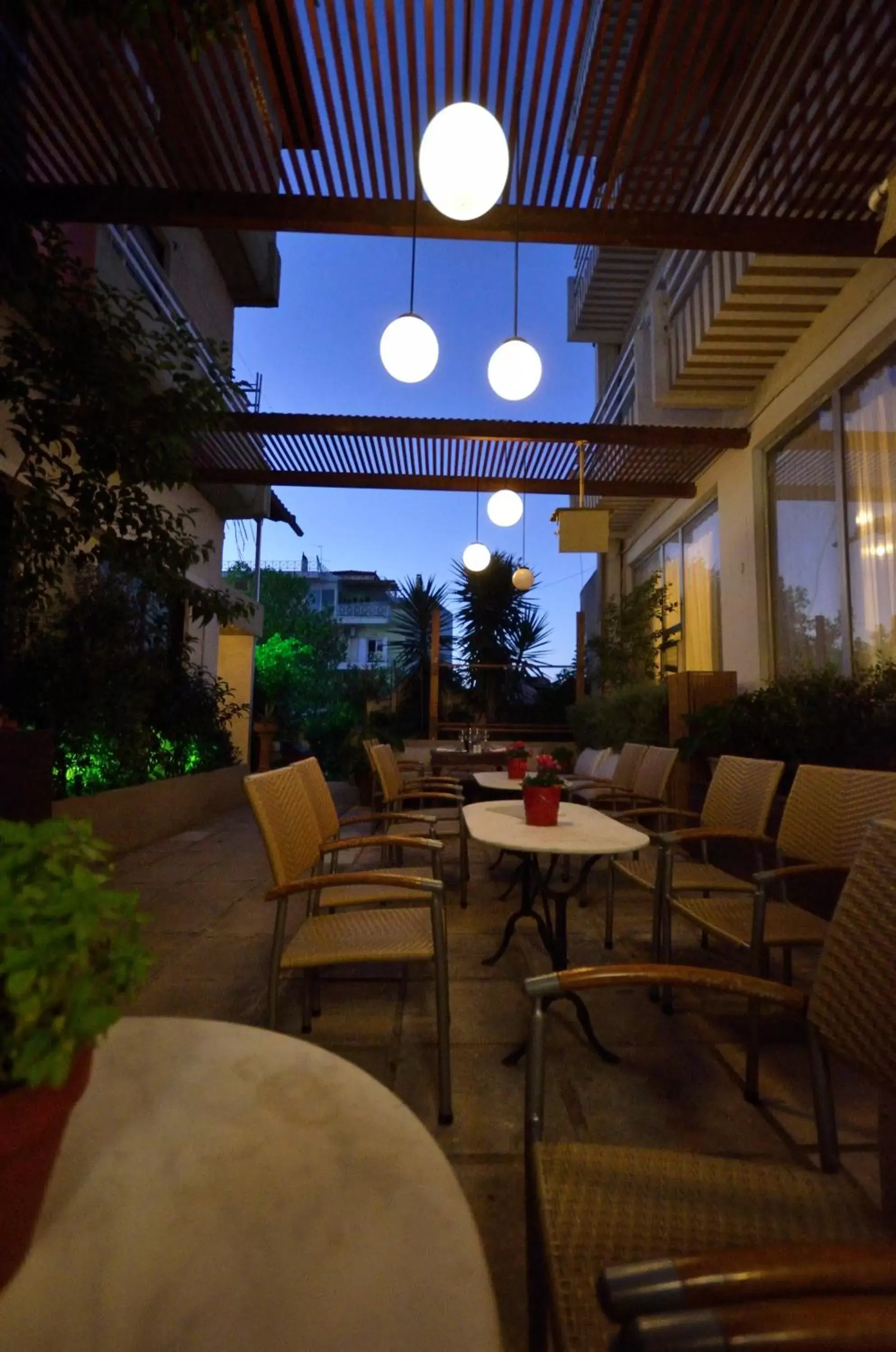 Garden, Restaurant/Places to Eat in Messini Hotel