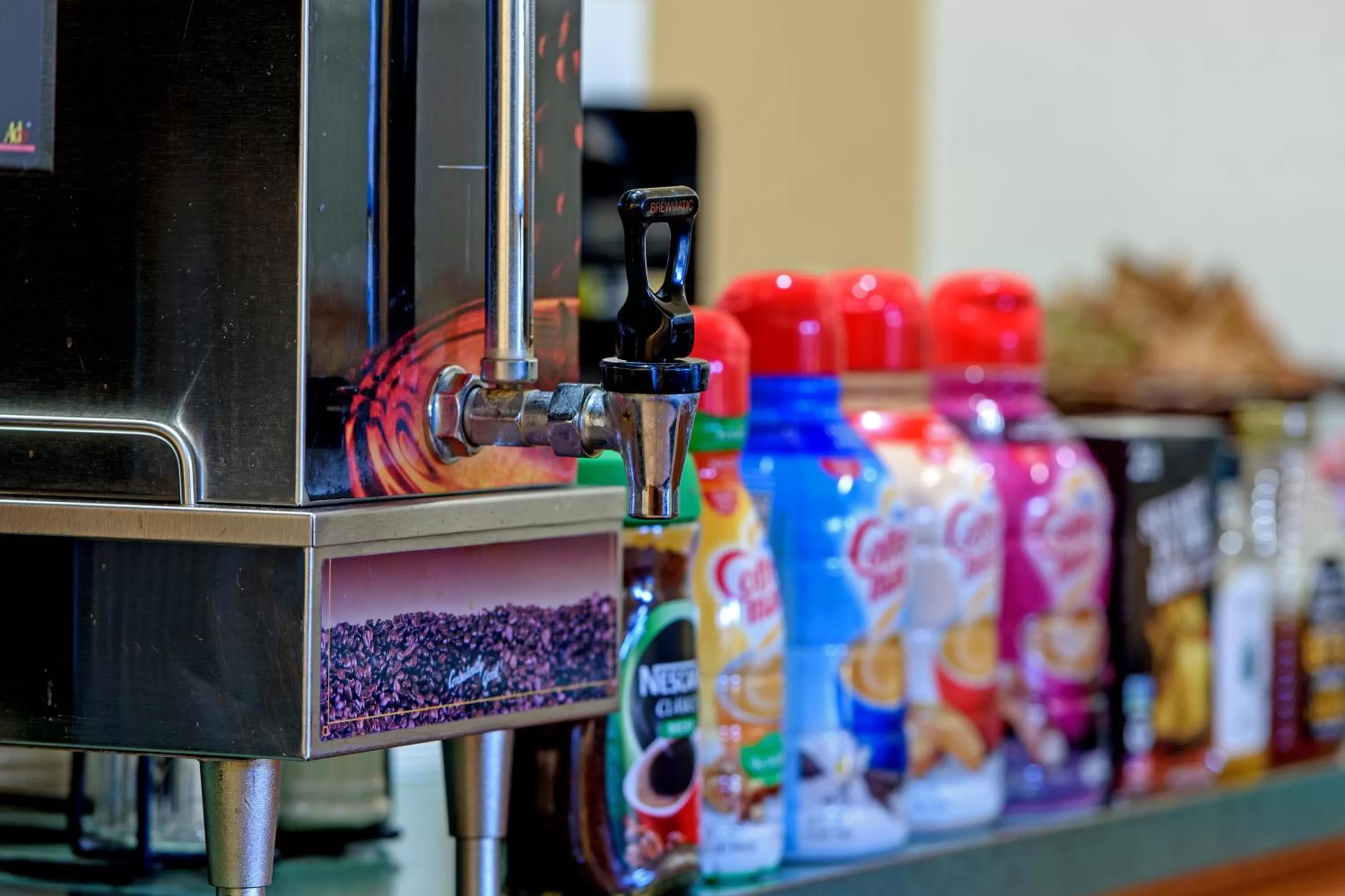 Breakfast in The Gunnison Inn at Dos Rios Golf Course