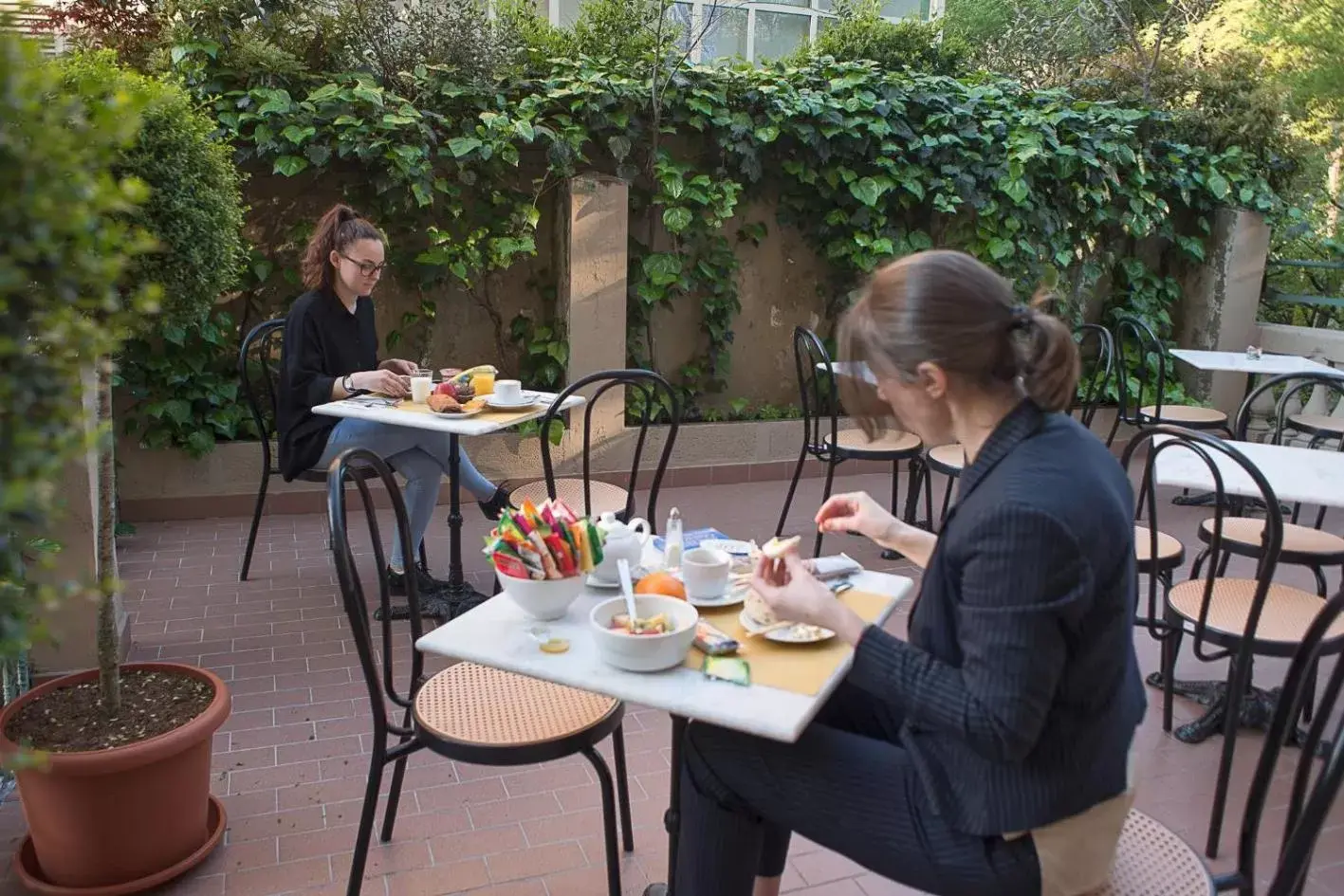 Balcony/Terrace, Restaurant/Places to Eat in Hotel Torino Porta Susa