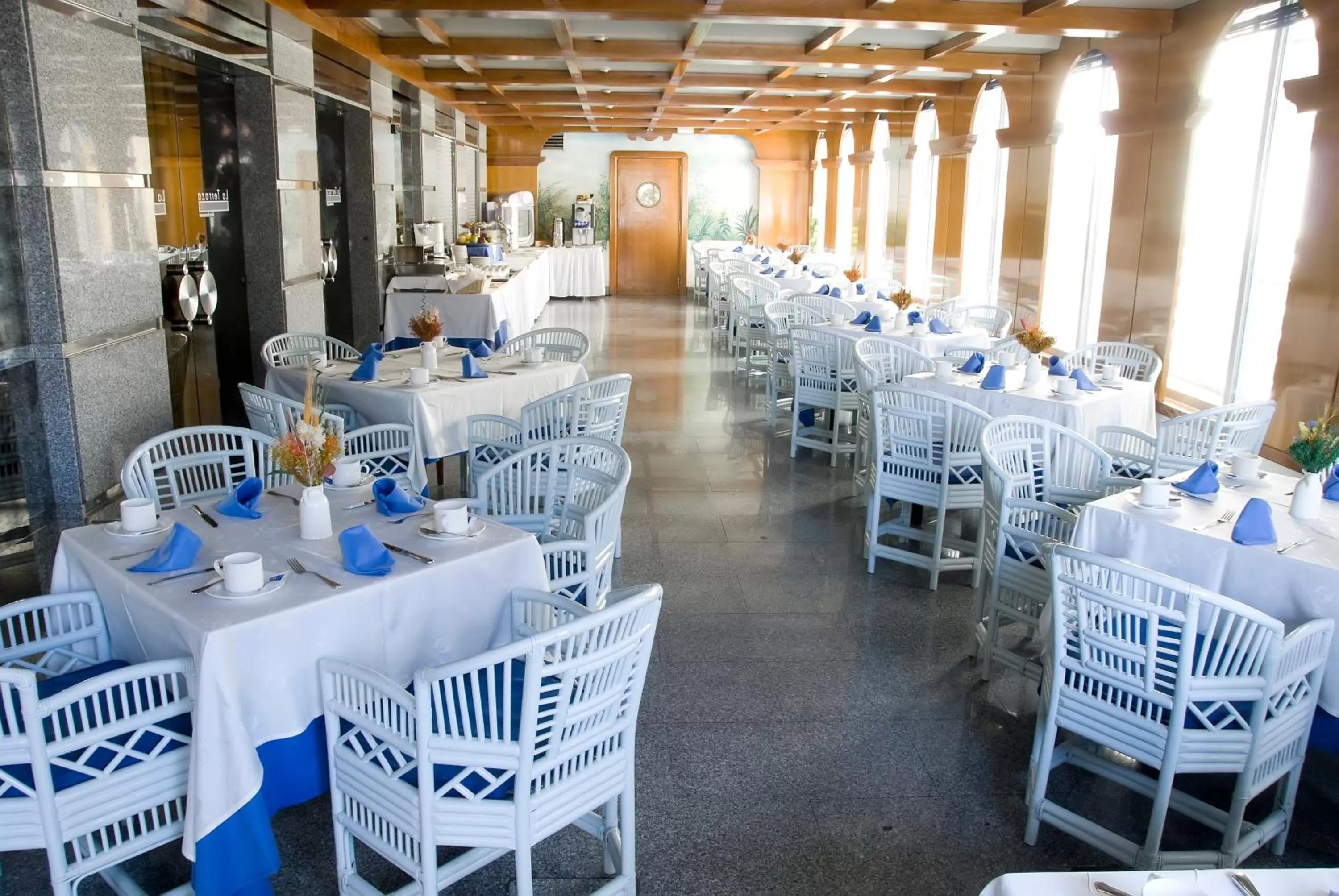 Restaurant/places to eat in Los Arcos