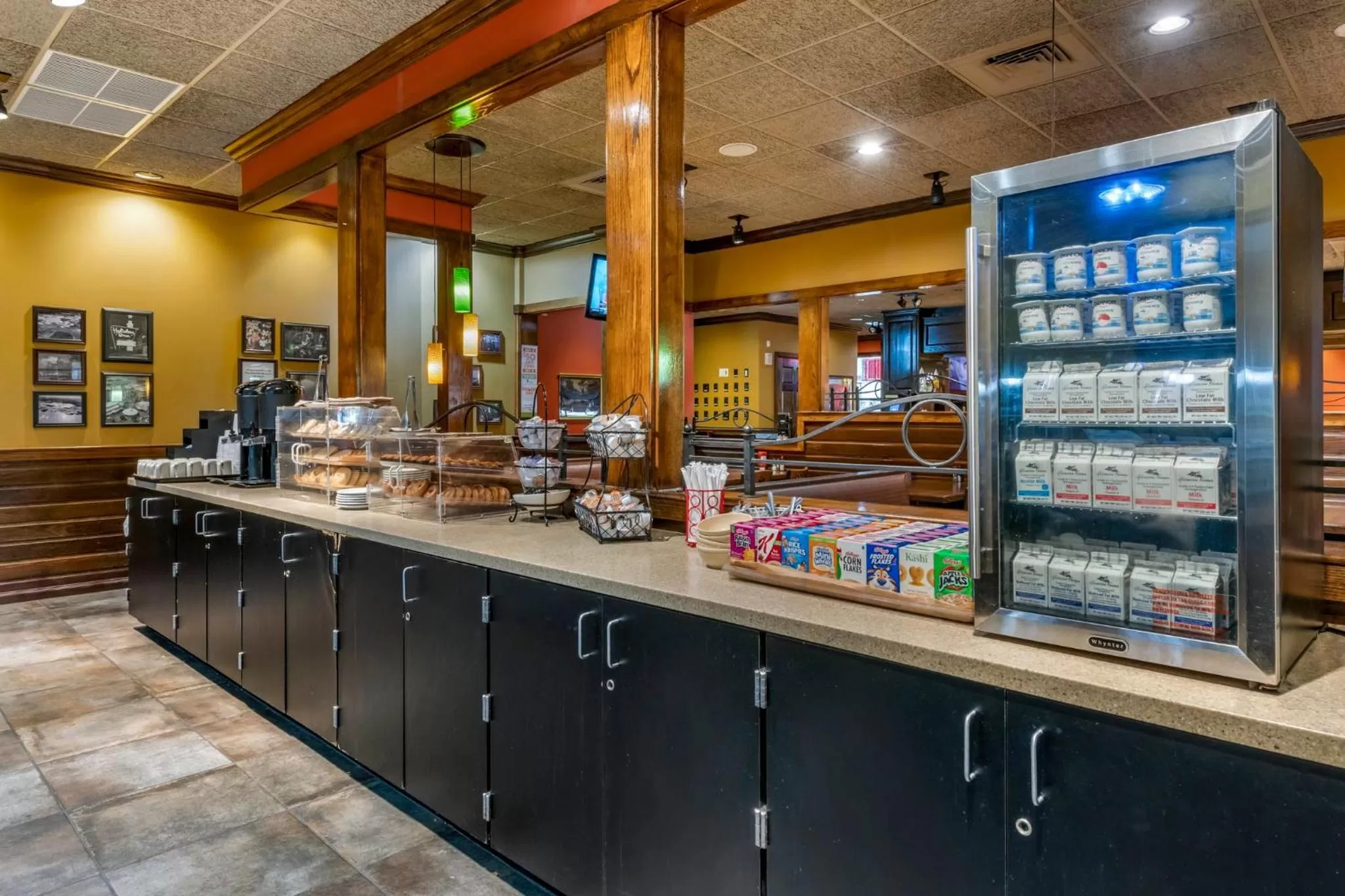 Breakfast in Holiday Inn Resort Orlando - Lake Buena Vista by IHG