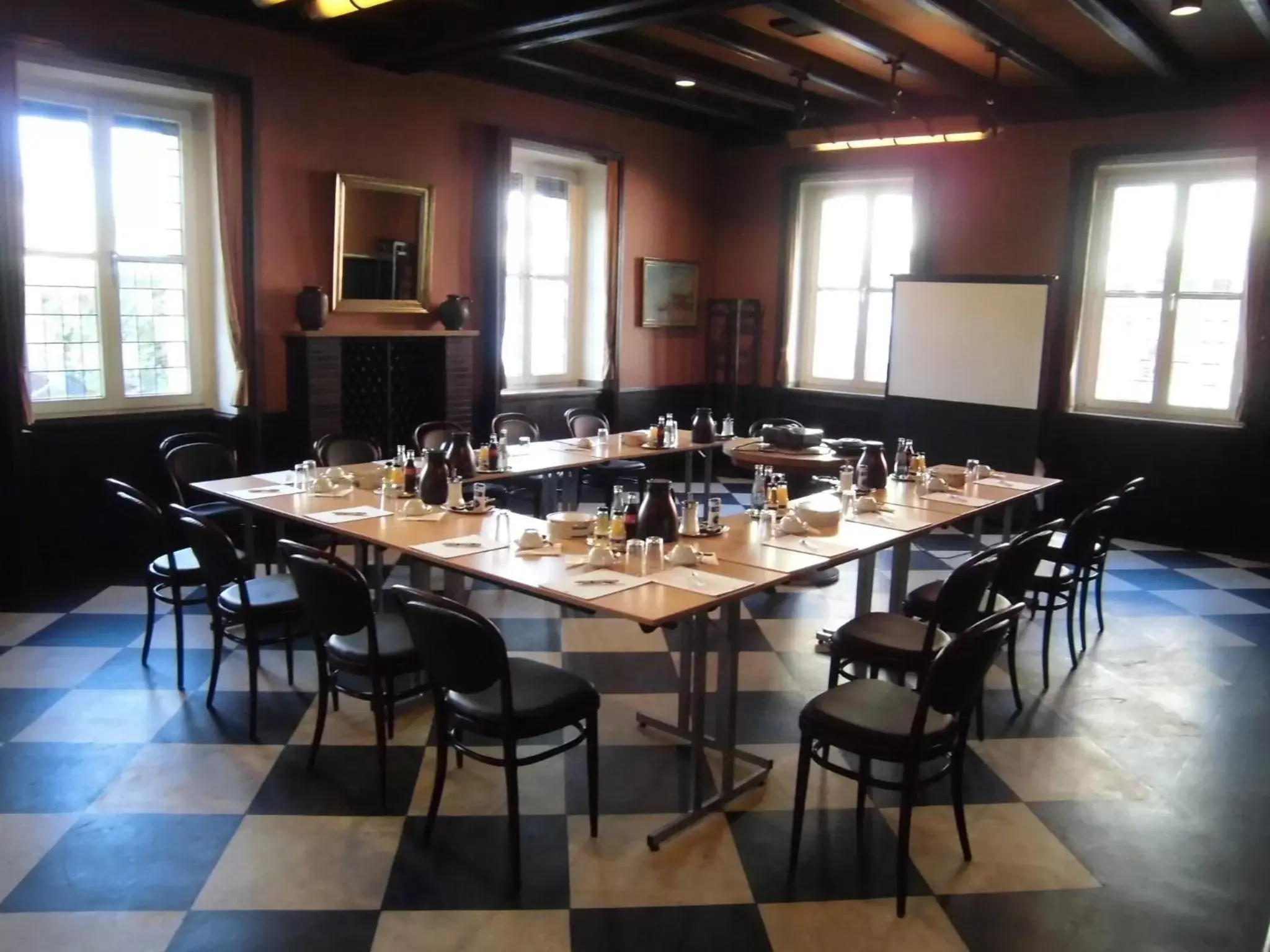 Meeting/conference room, Restaurant/Places to Eat in Hotel Böll Essen