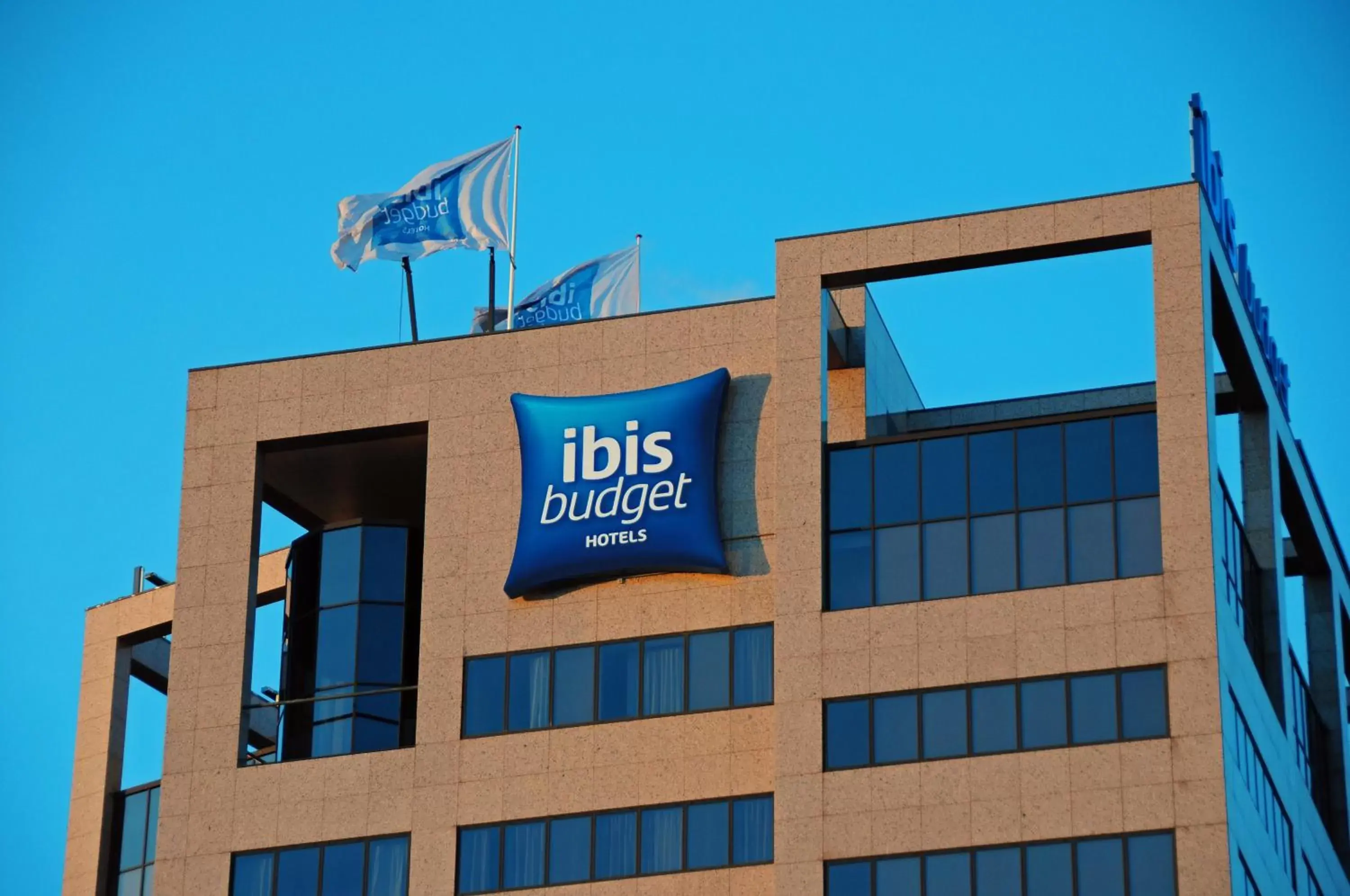 Facade/entrance, Property Building in ibis budget Amsterdam City South