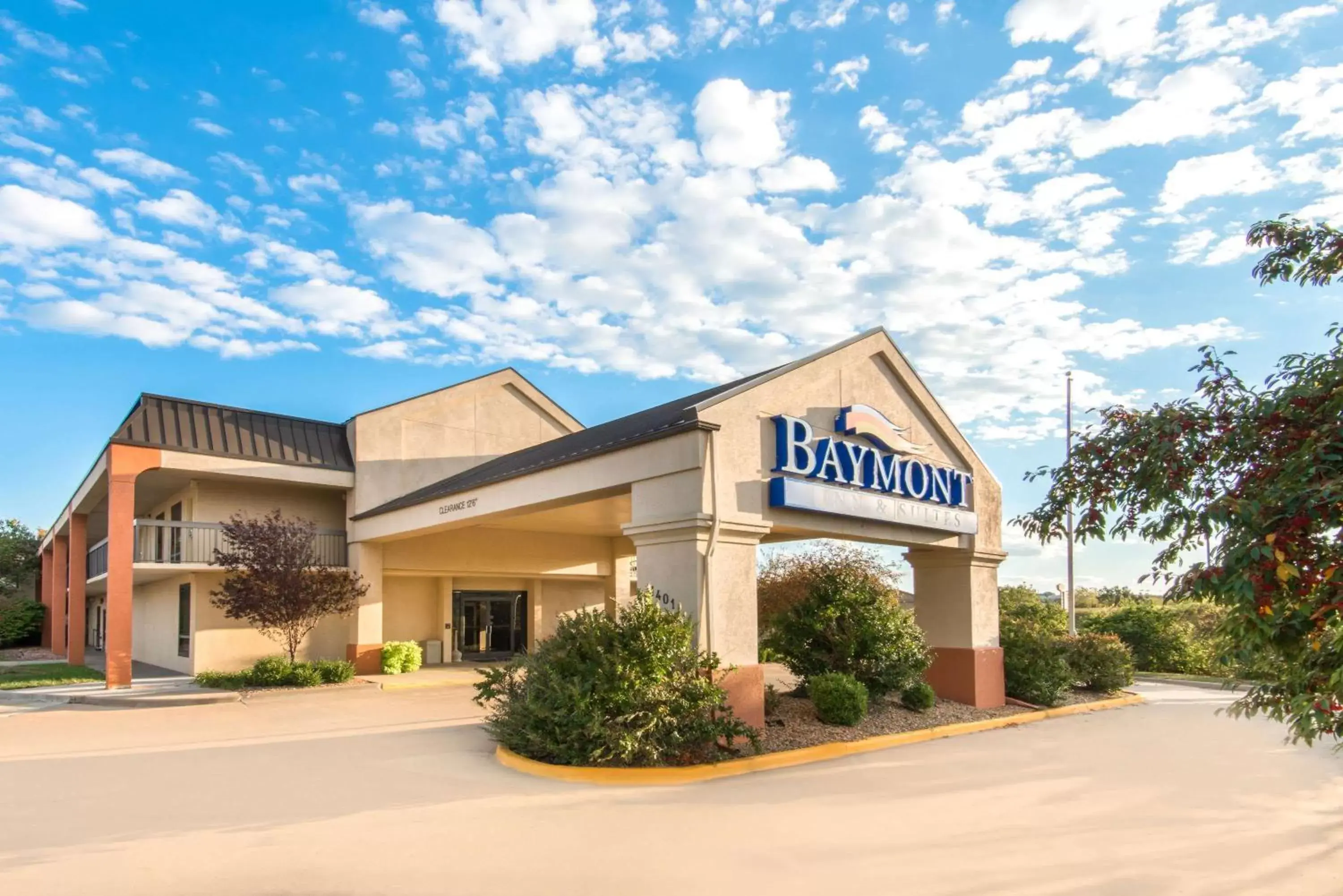 Property building in Baymont by Wyndham Topeka