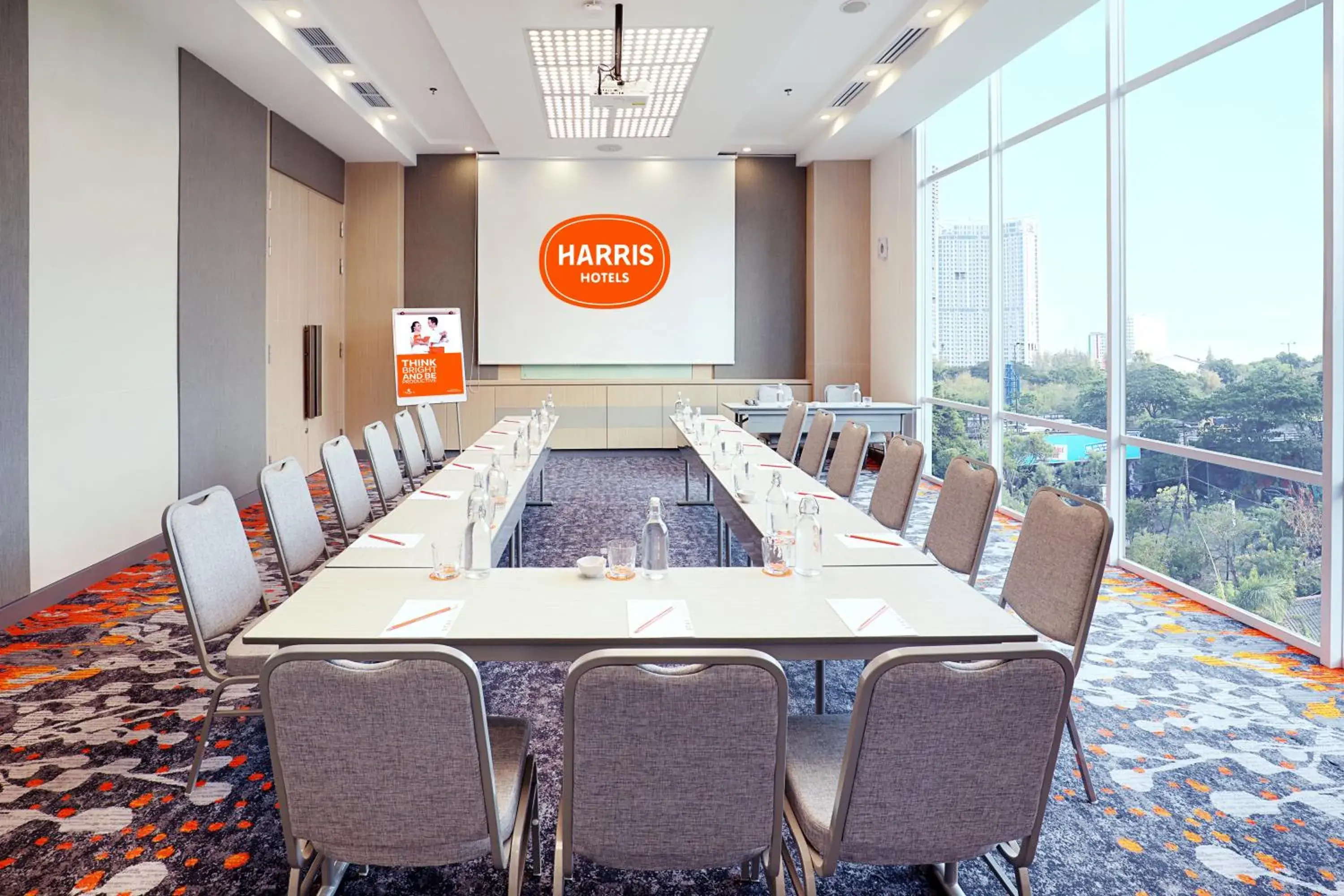 Meeting/conference room in HARRIS Hotel & Conventions Bundaran Satelit Surabaya