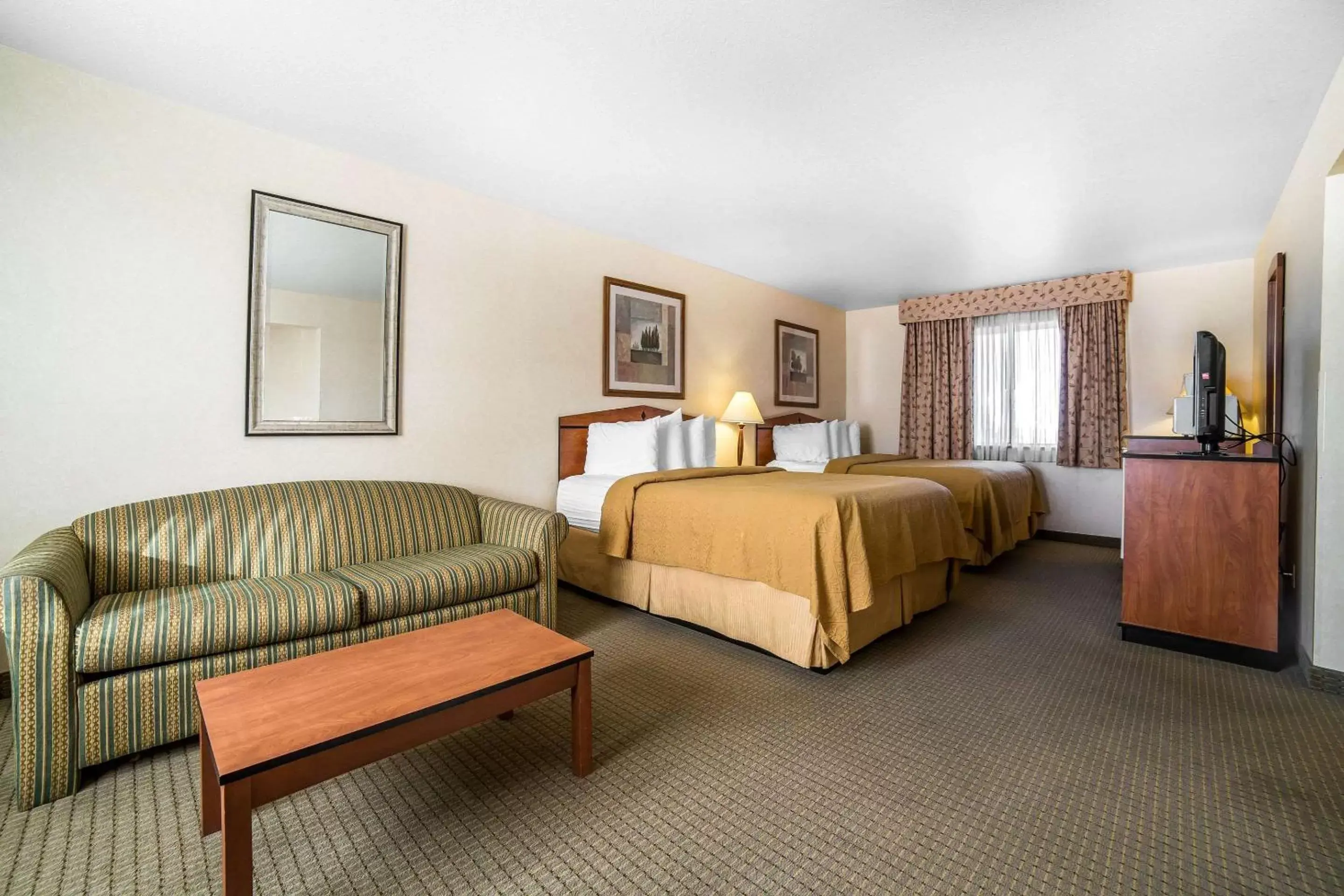 Photo of the whole room in Quality Inn Cheyenne I-25 South
