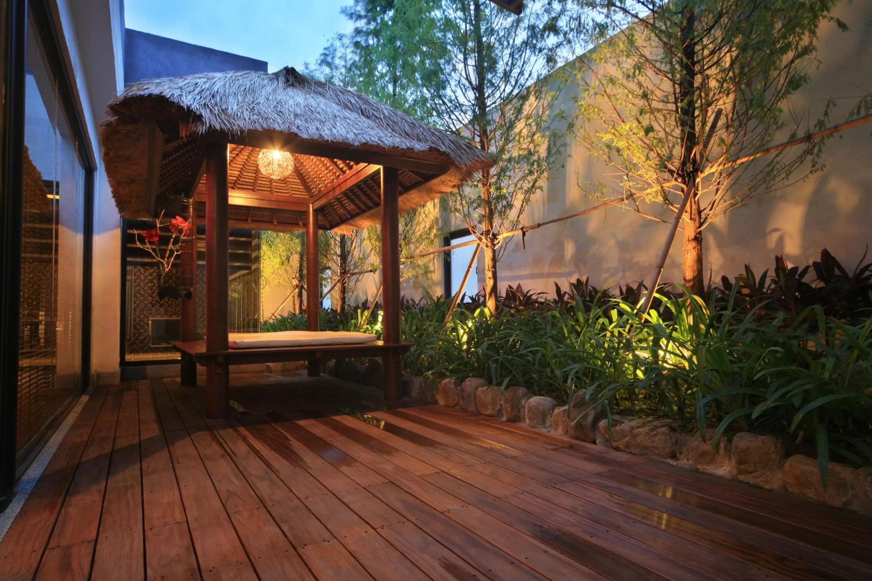 Patio in Han Guan Motel