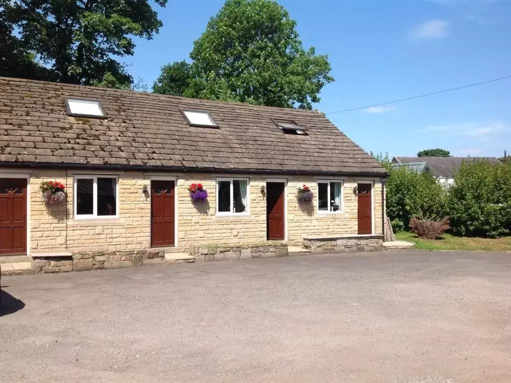 Other, Property Building in Pendle Inn