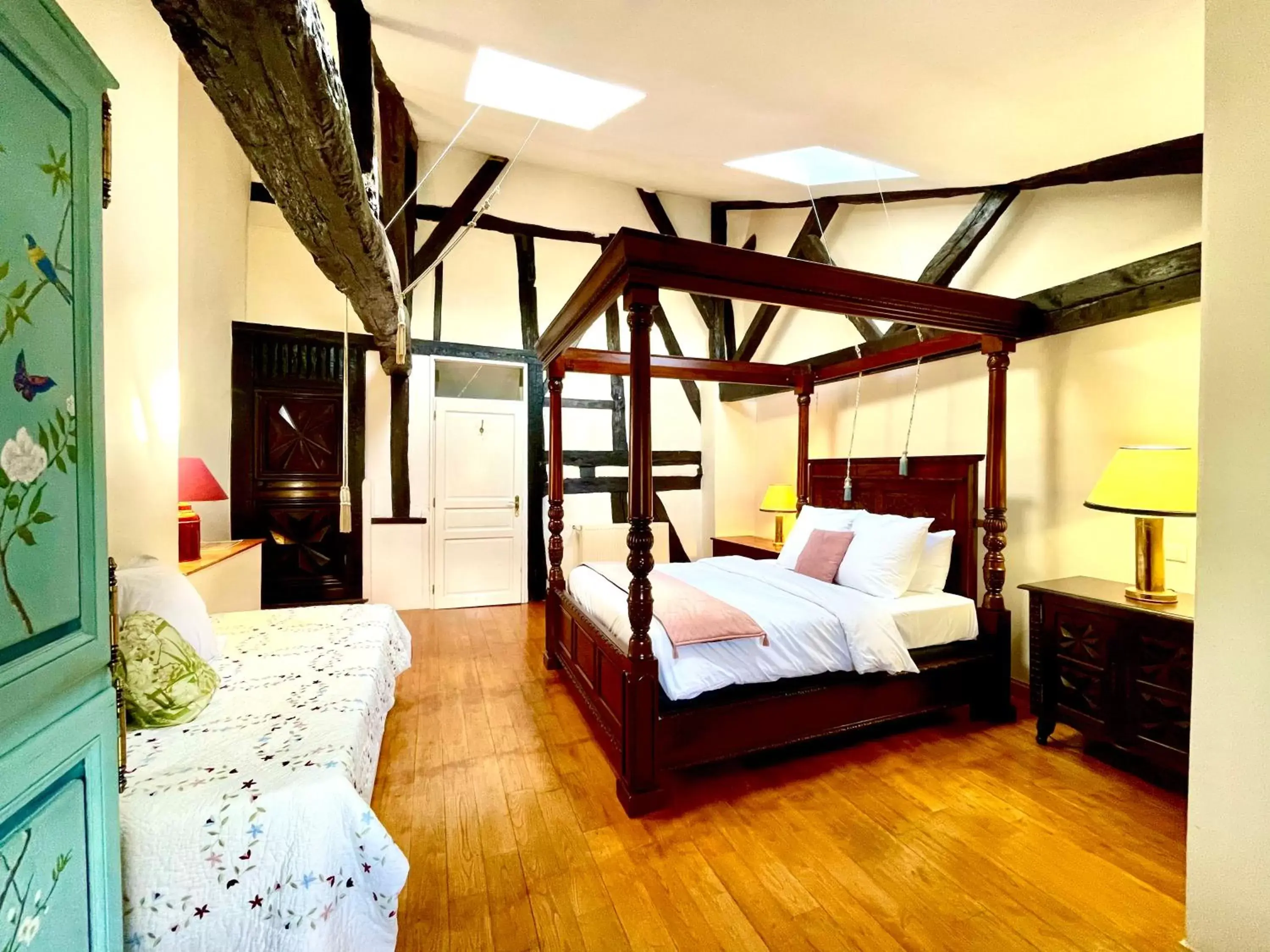 Bedroom, Bunk Bed in Le Logis Plantagenêt