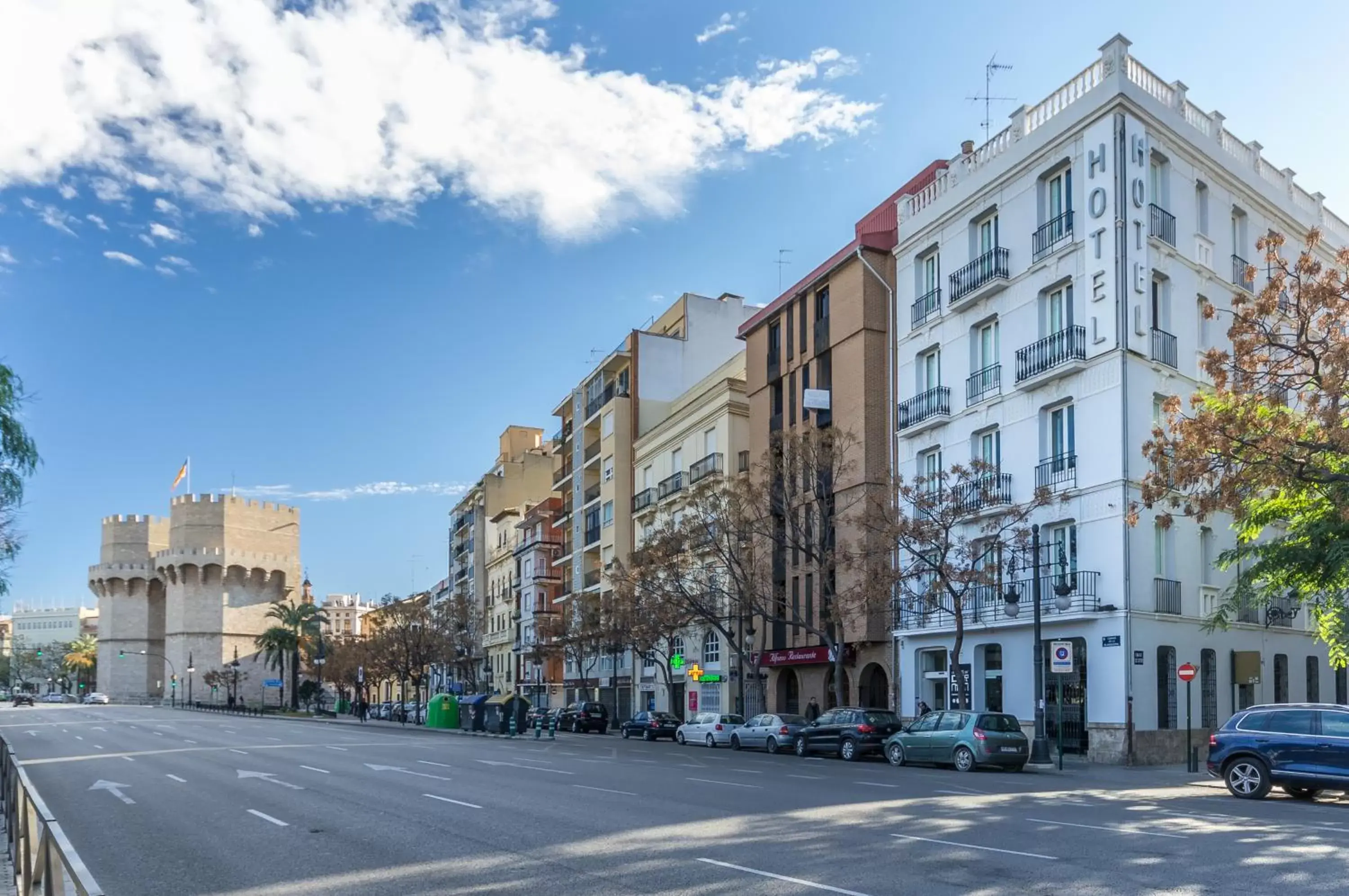 Area and facilities in Blanq Carmen Hotel