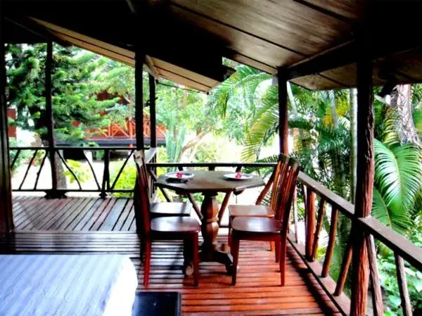 Dining area, Balcony/Terrace in Bangpo Village