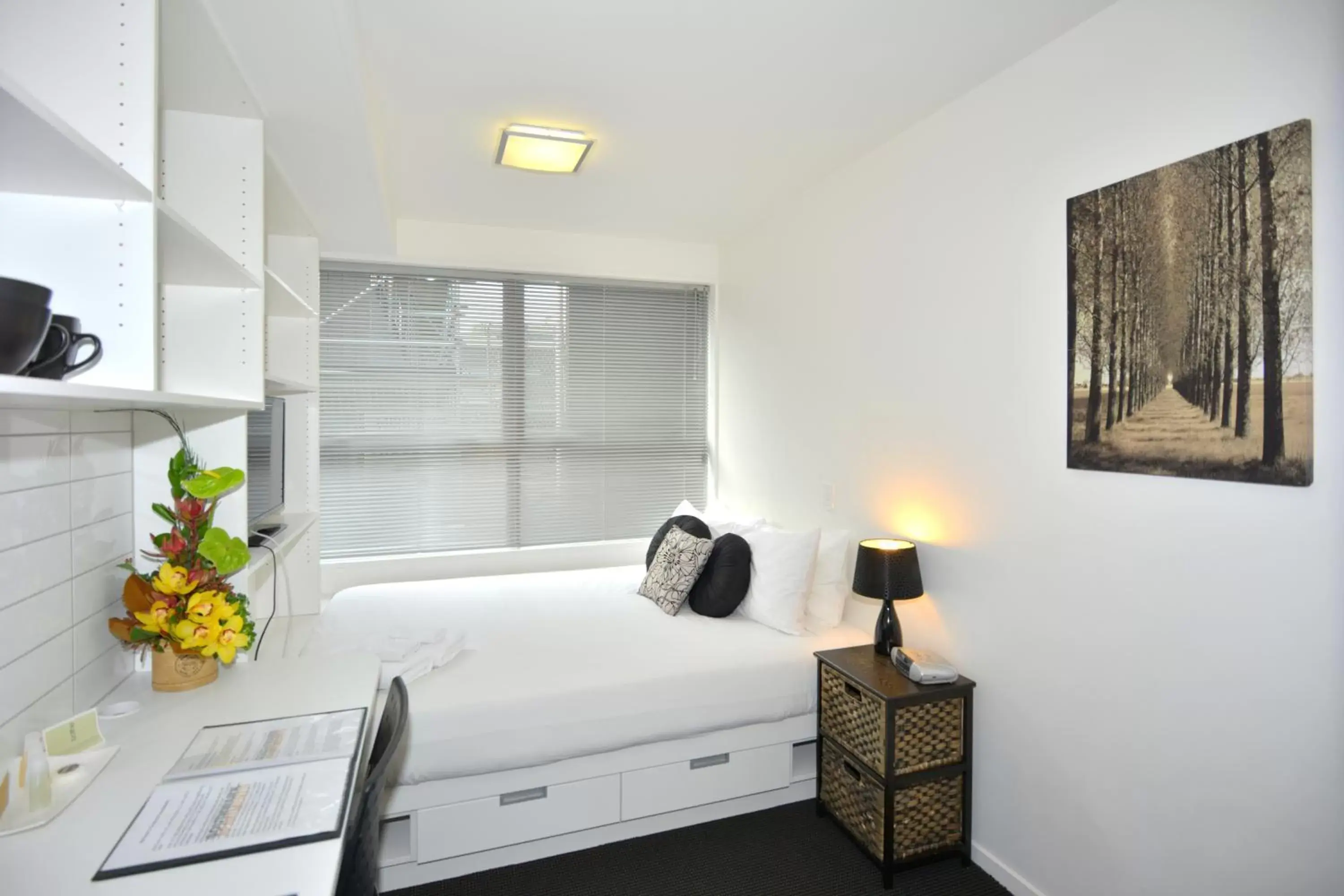 Bed in Southwark Hotel & Apartments