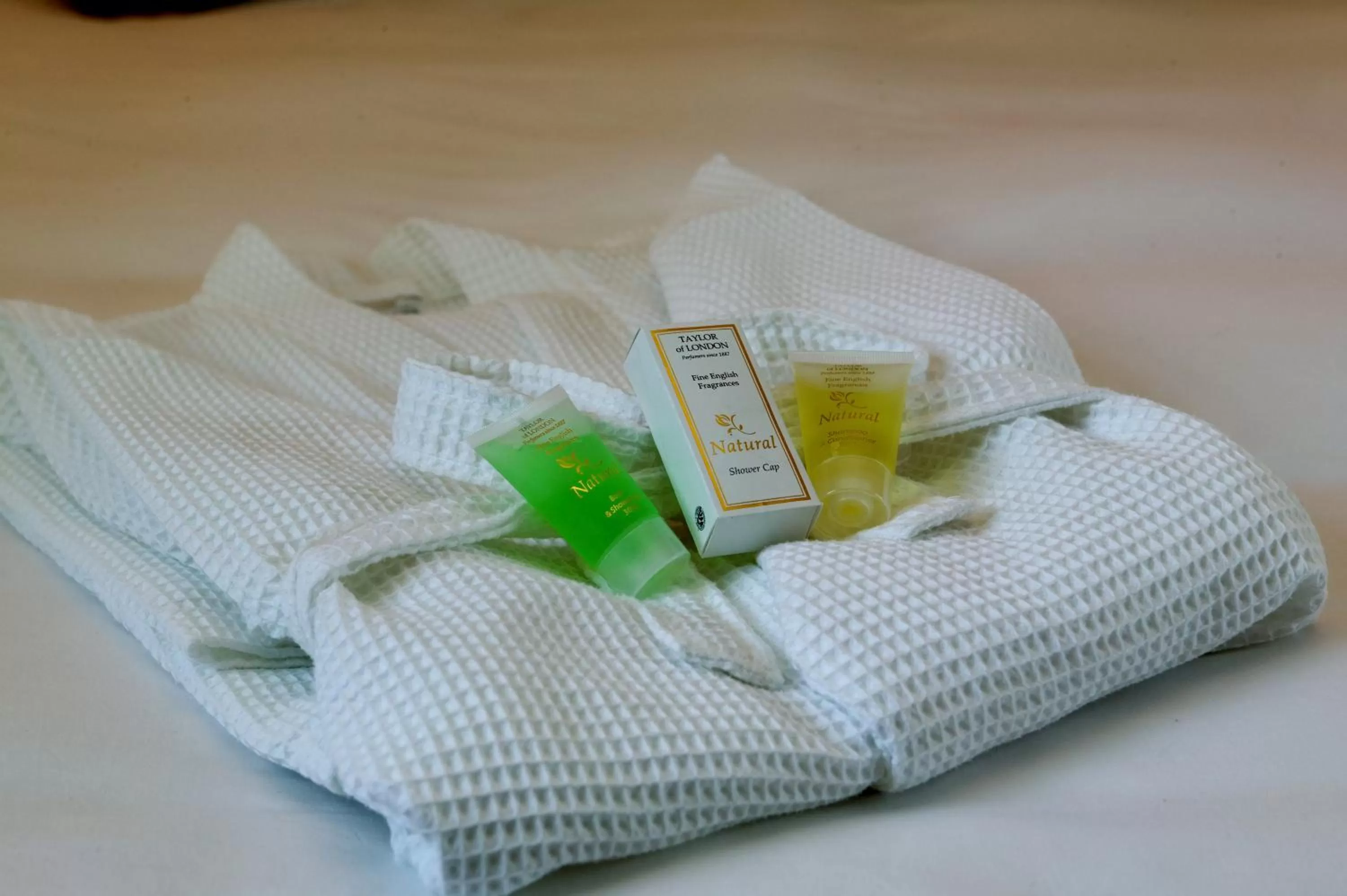 Shower, Bed in The Spinney