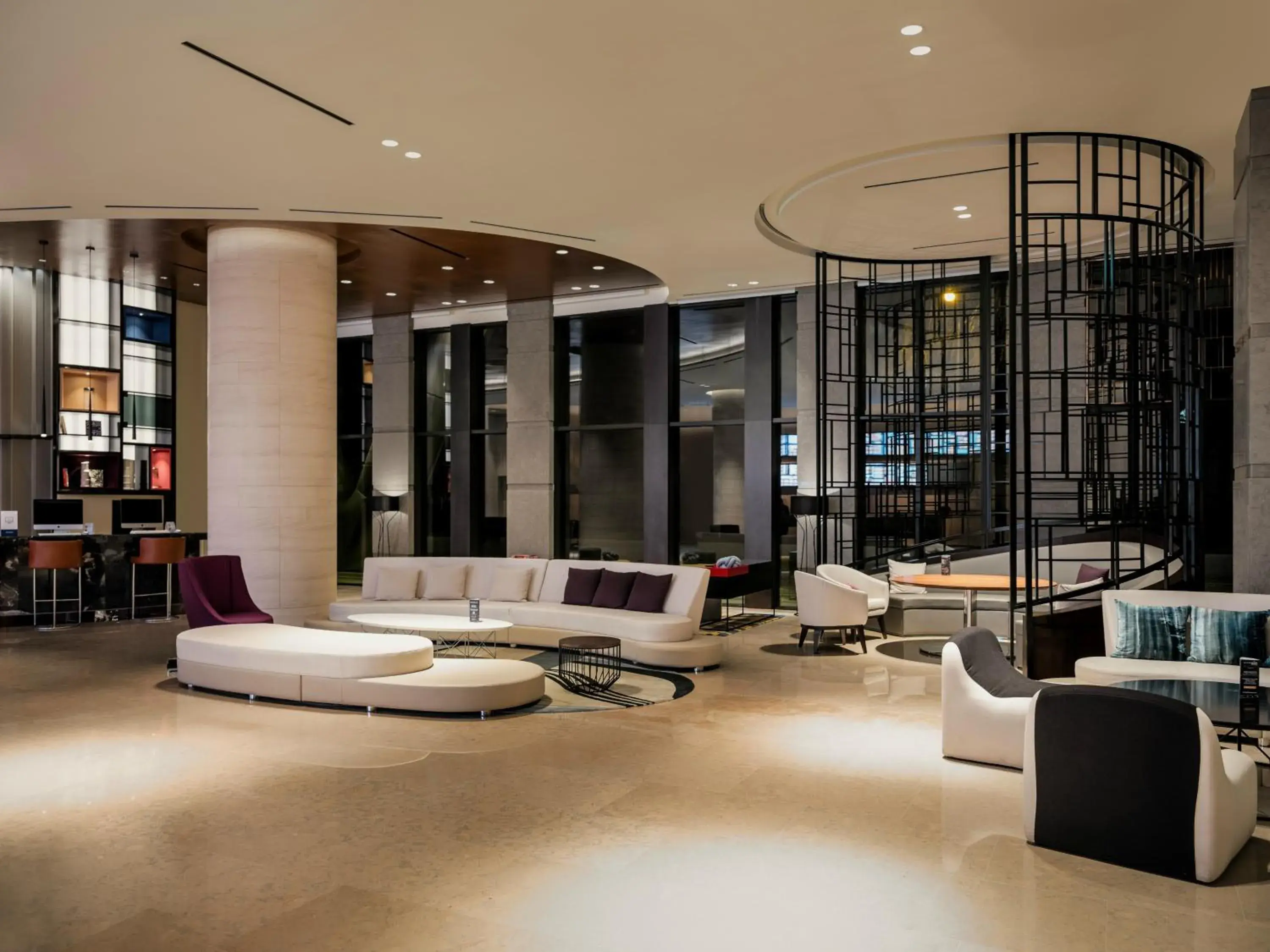 Lobby or reception, Lobby/Reception in Novotel Suites Ambassador Seoul Yongsan