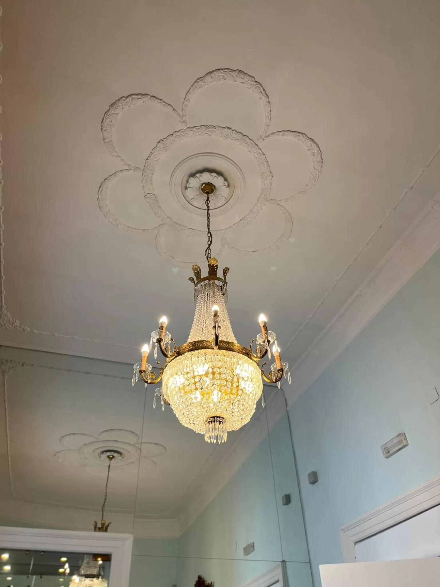 Decorative detail in B&B Art Suite Santa Brigida