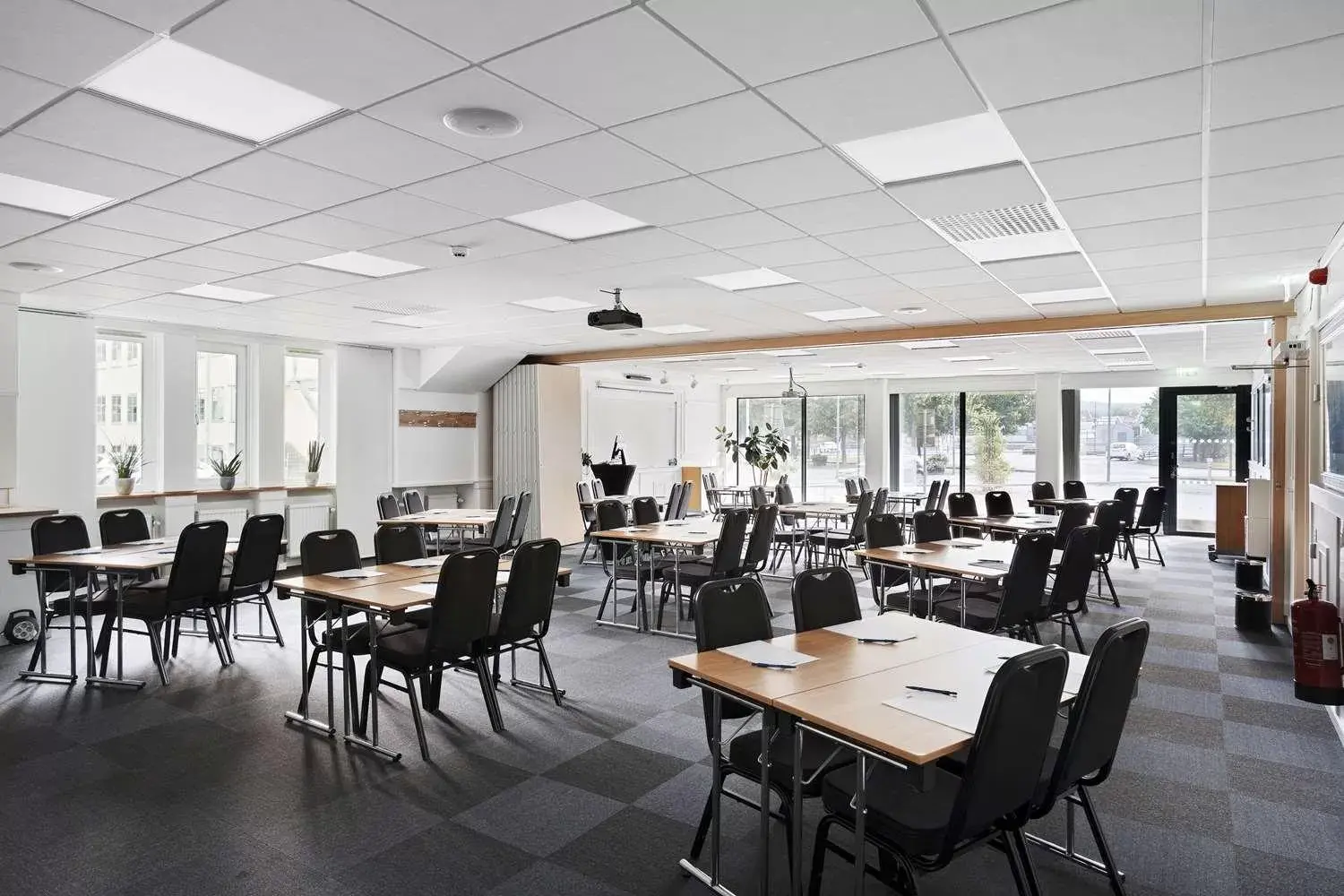 Meeting/conference room, Restaurant/Places to Eat in Best Western Hotel Halland