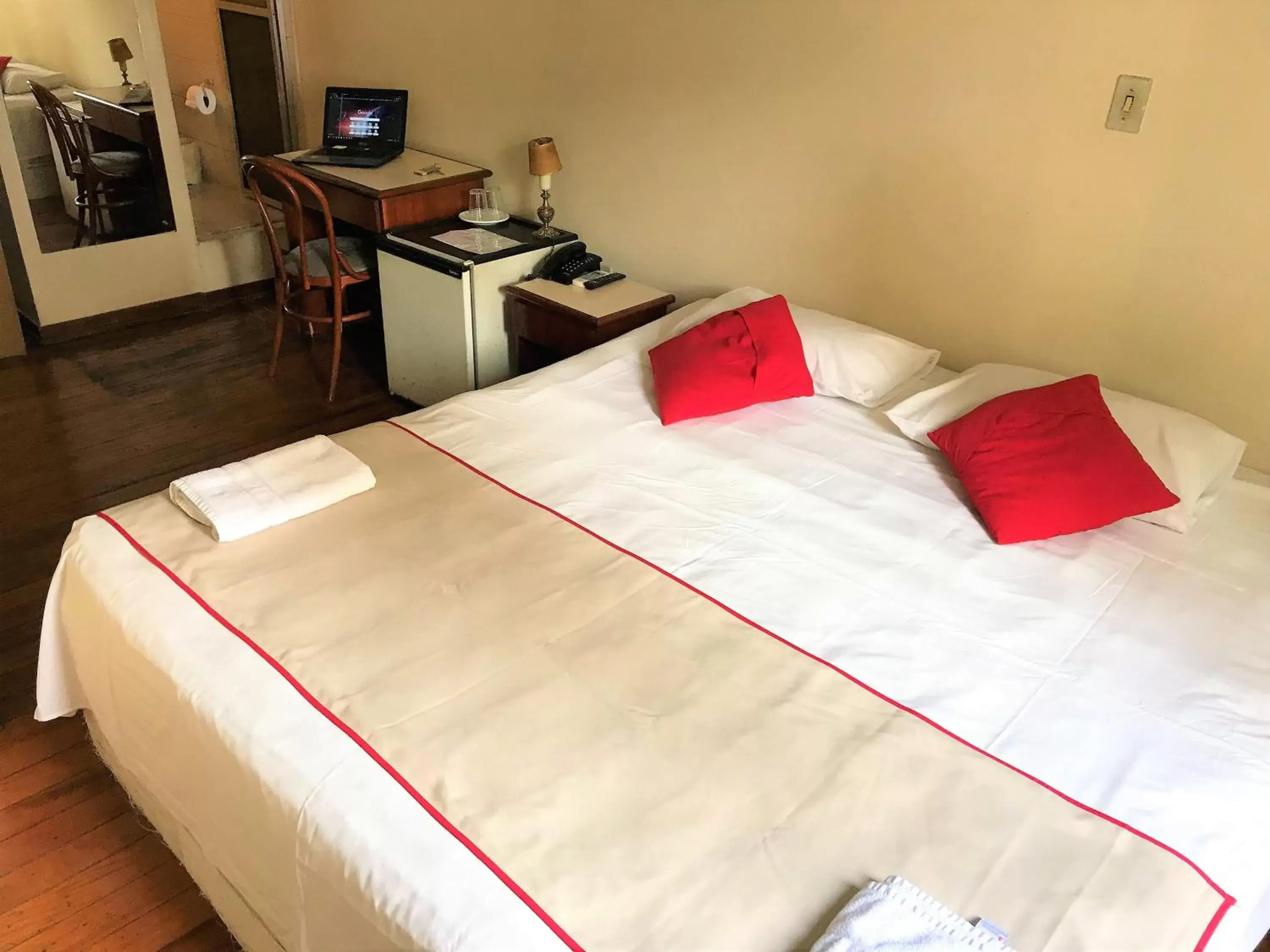 Hotel São Jorge São Paulo - Próximo a 25 de março, fácil acesso ao Expo Center Norte e Mercado Municipal SP Hotel São Jorge São Paulo - Próximo a 25 de março, fácil acesso ao Expo Center Norte e Mercado Municipal SP