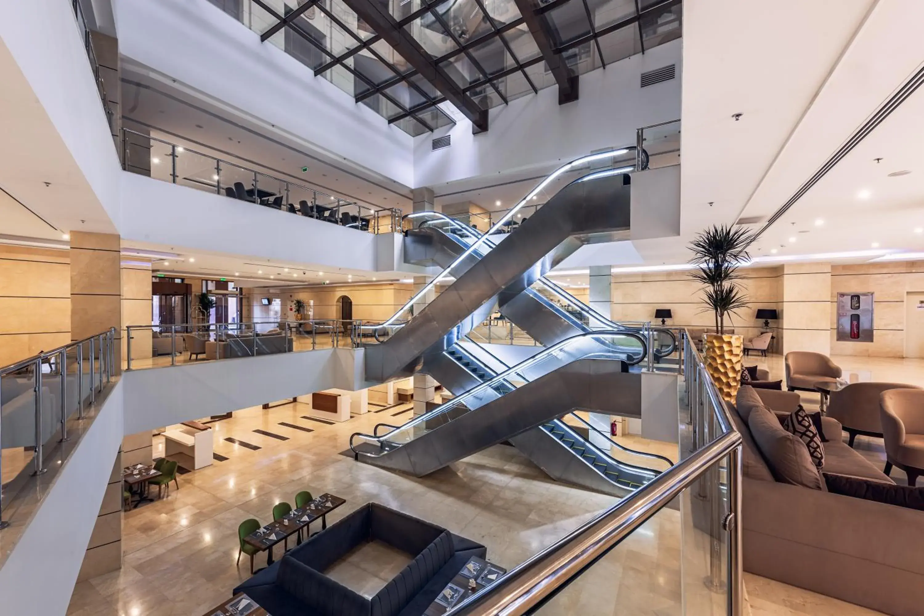 Property building, Fitness Center/Facilities in Rua Al Hijrah Hotel Property building, Fitness Center/Facilities in Rua Al Hijrah Hotel